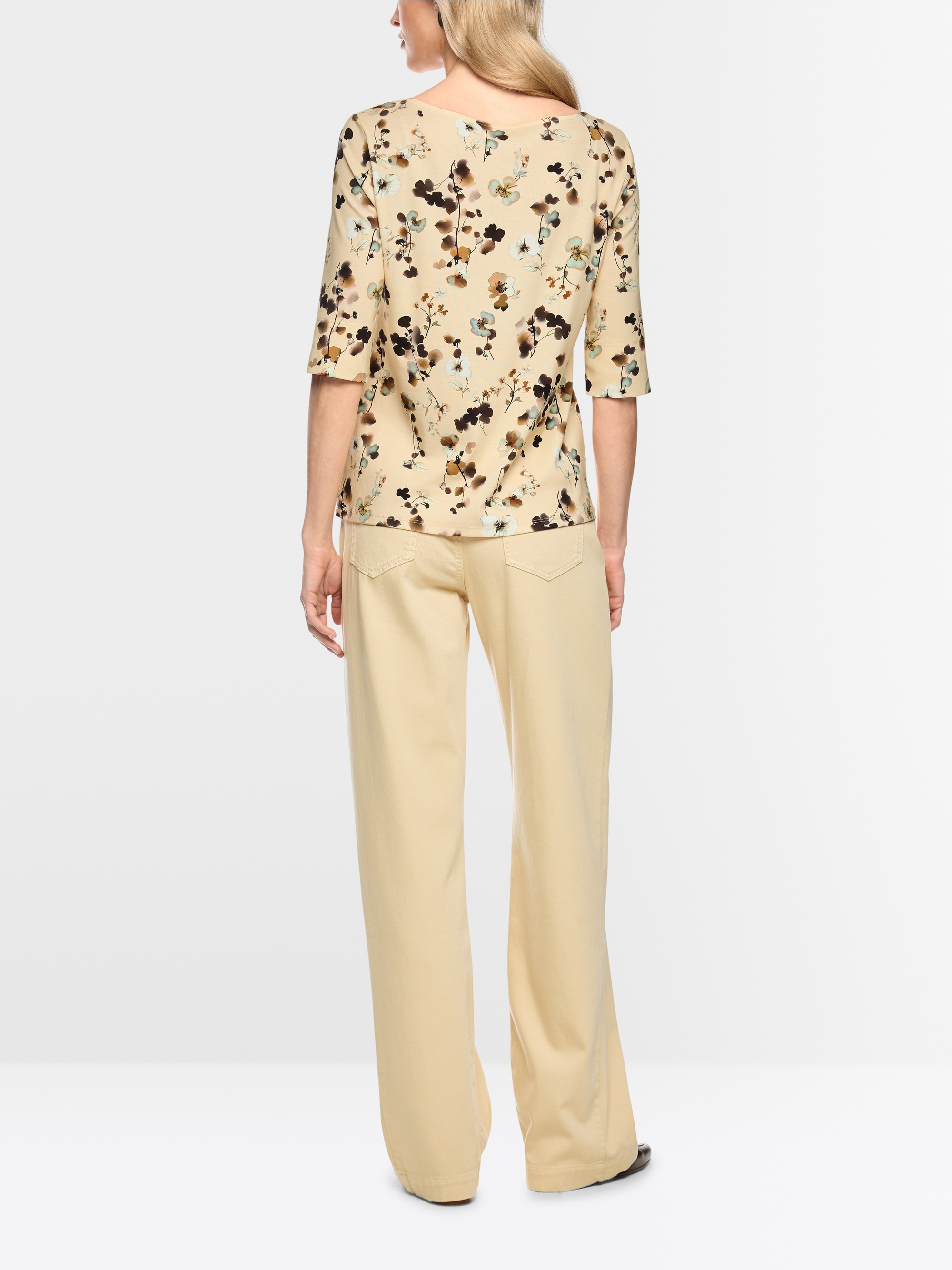 Floral shirt with lace trim