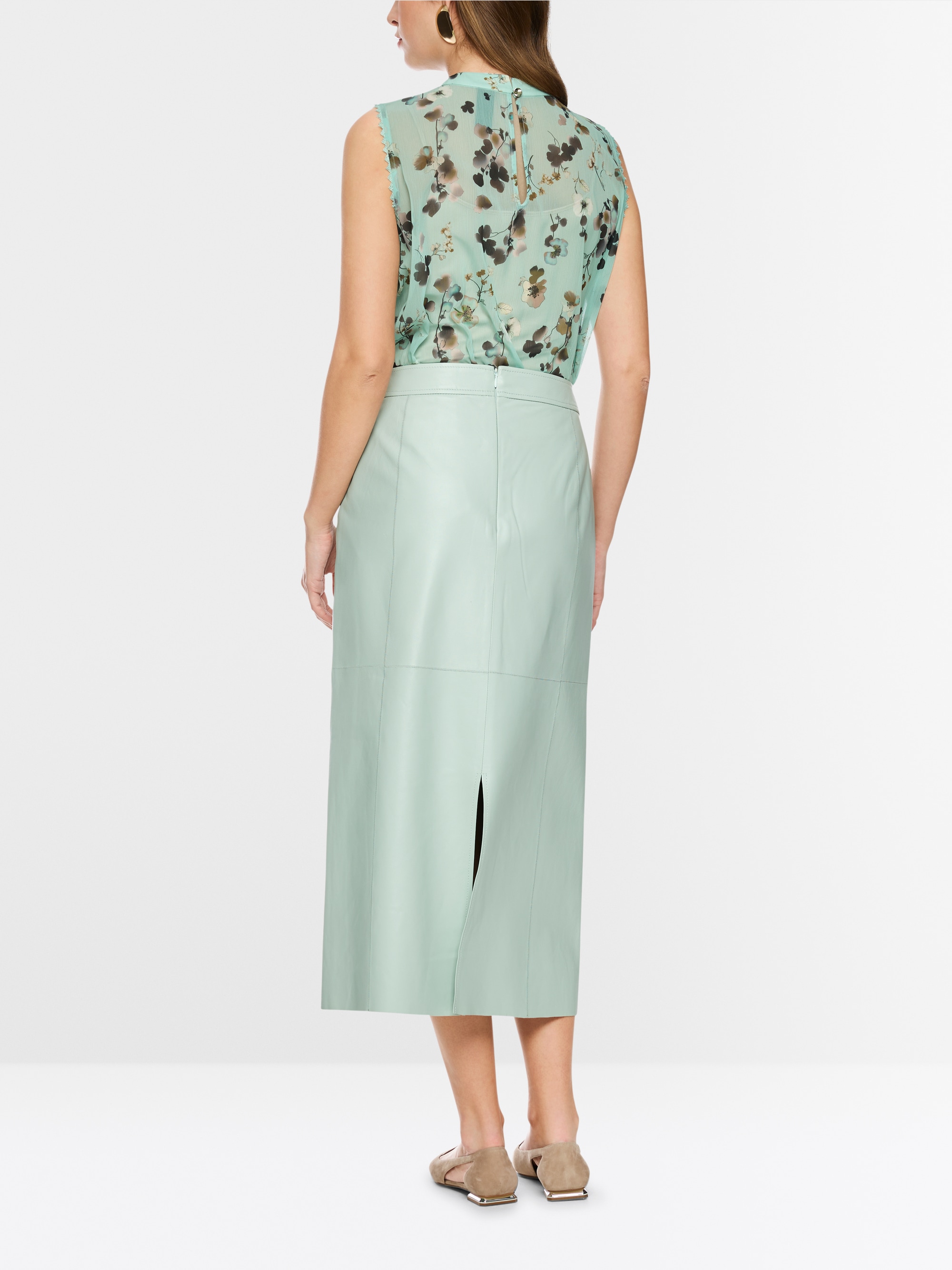 Asymmetrical top with floral print