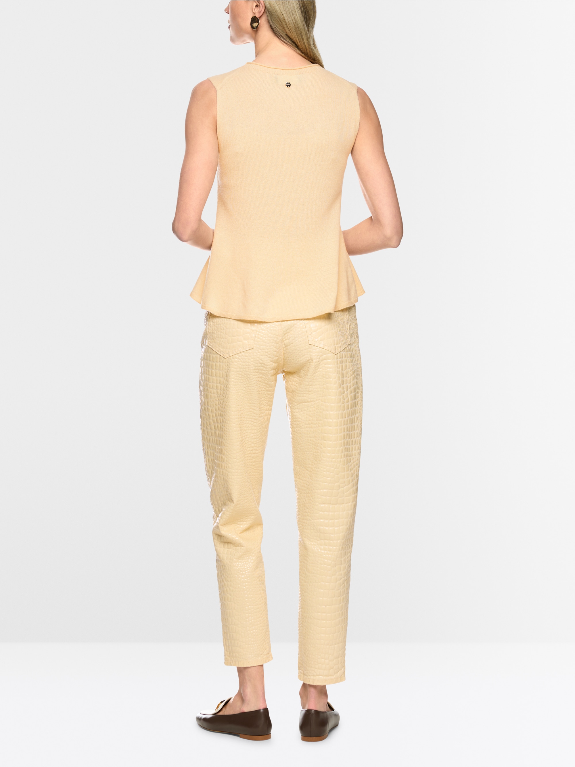 Cashmere top with peplum