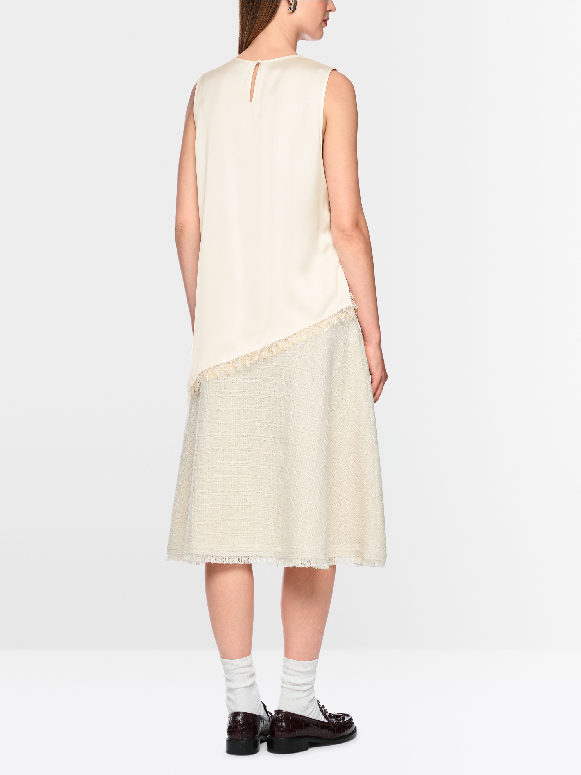Asymmetrical top