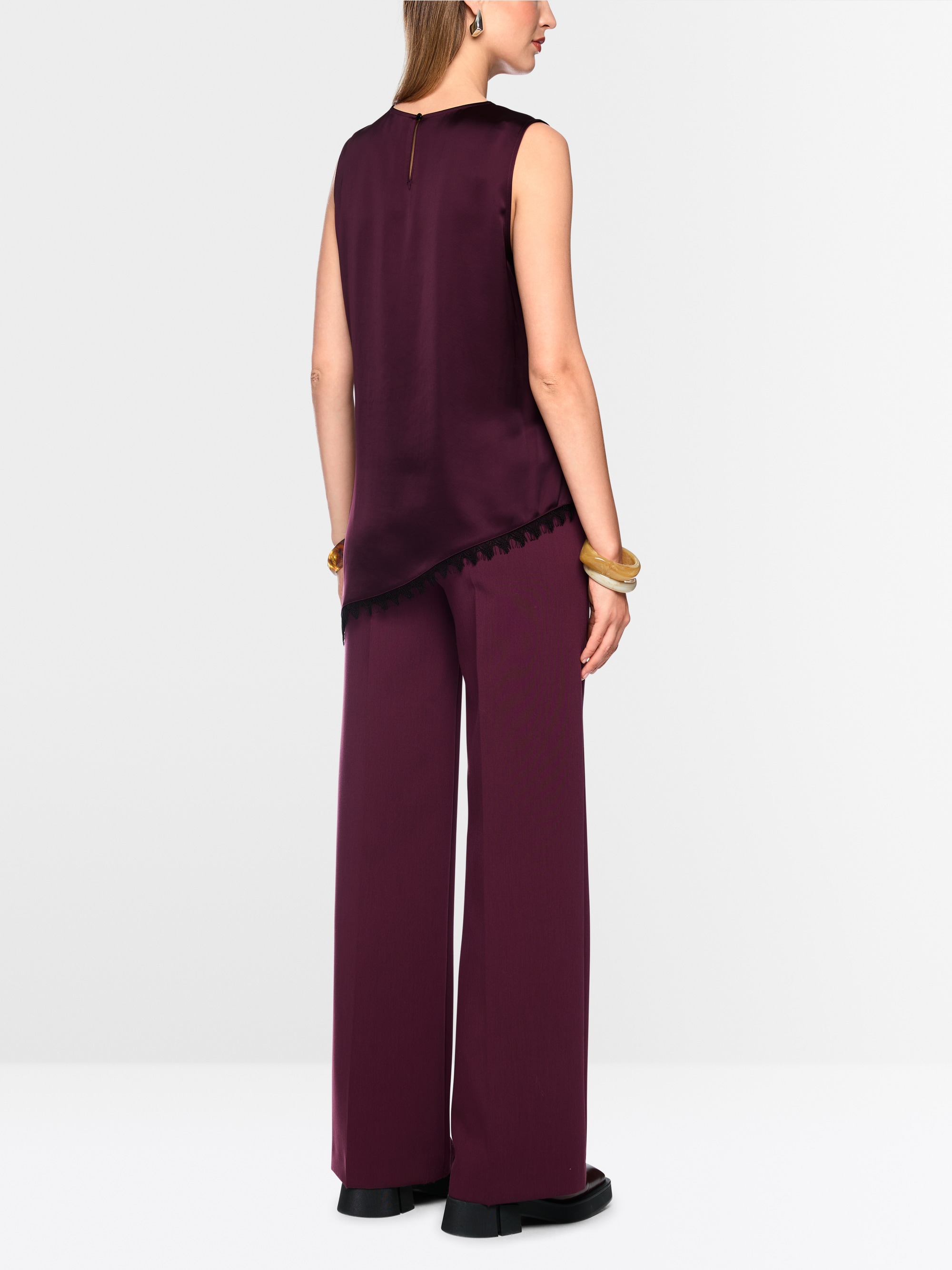 Asymmetrical top