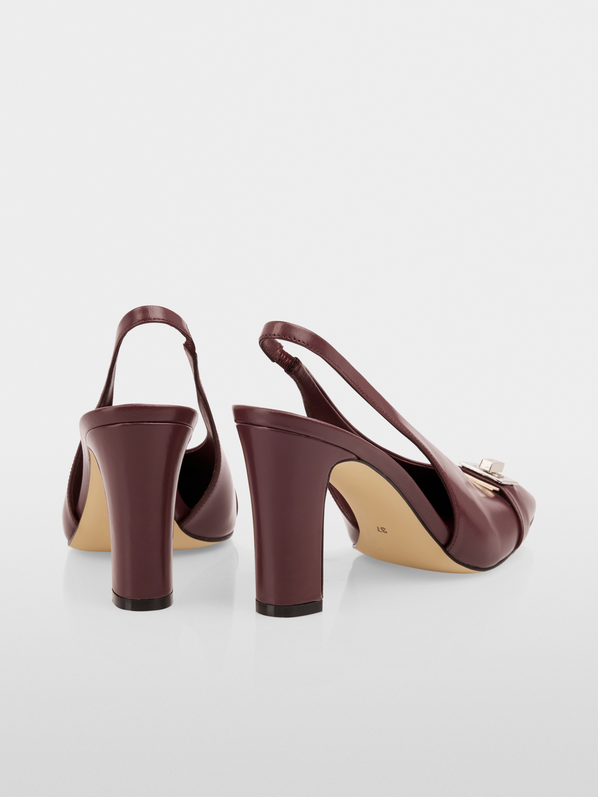 Leather slingback pumps
