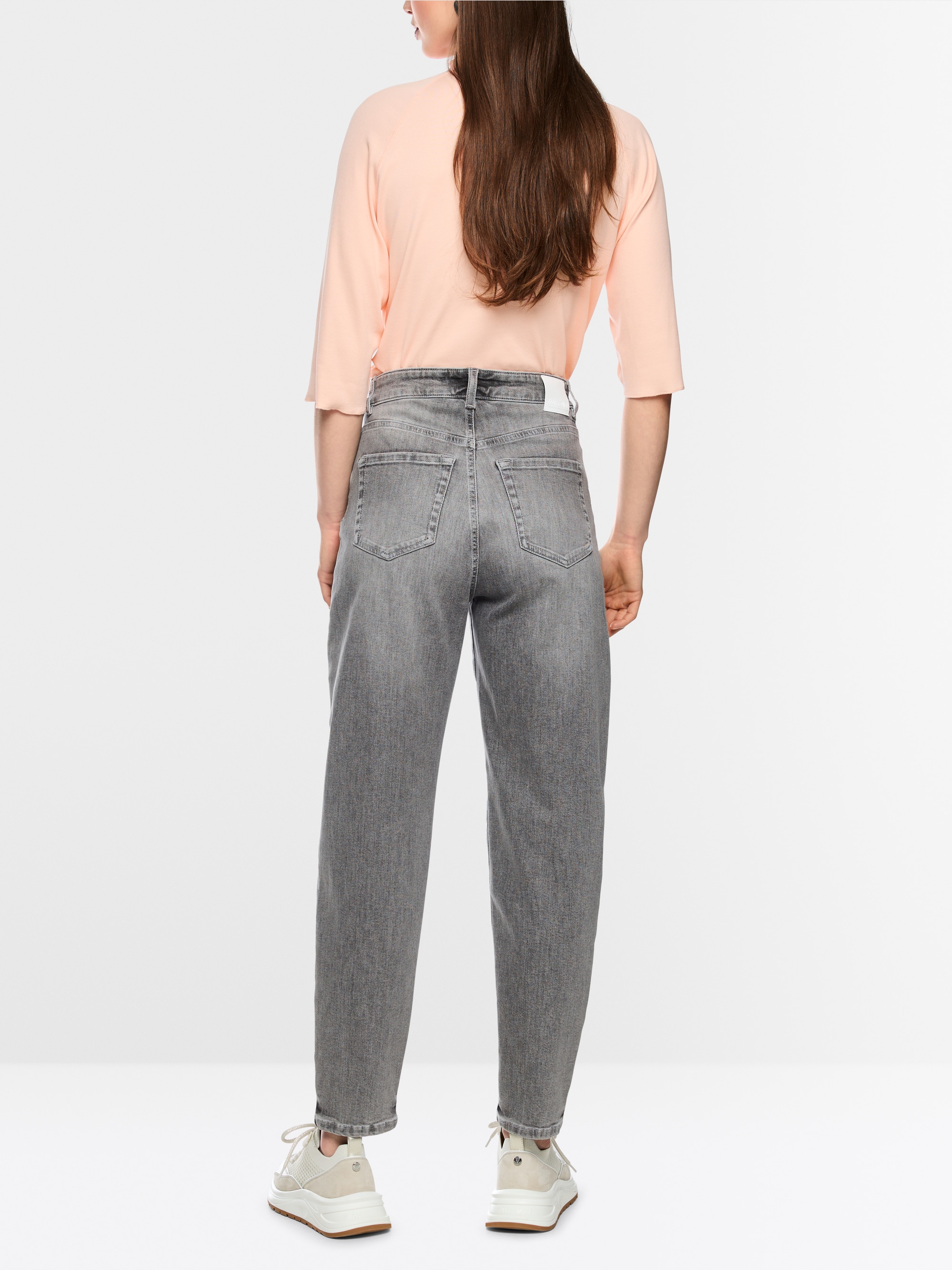 FEURA feminine fit jeans