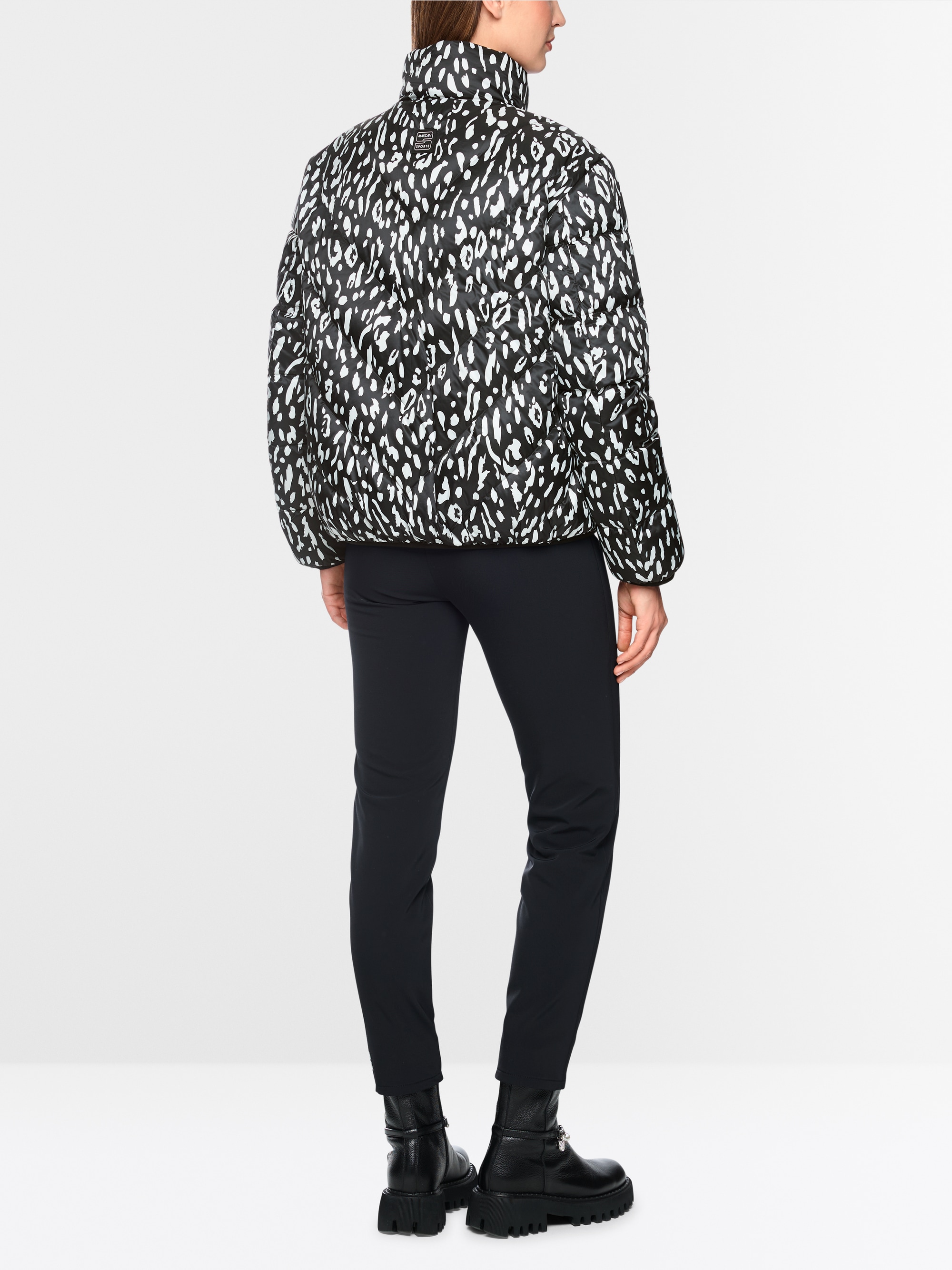 Reversible quilted jacket