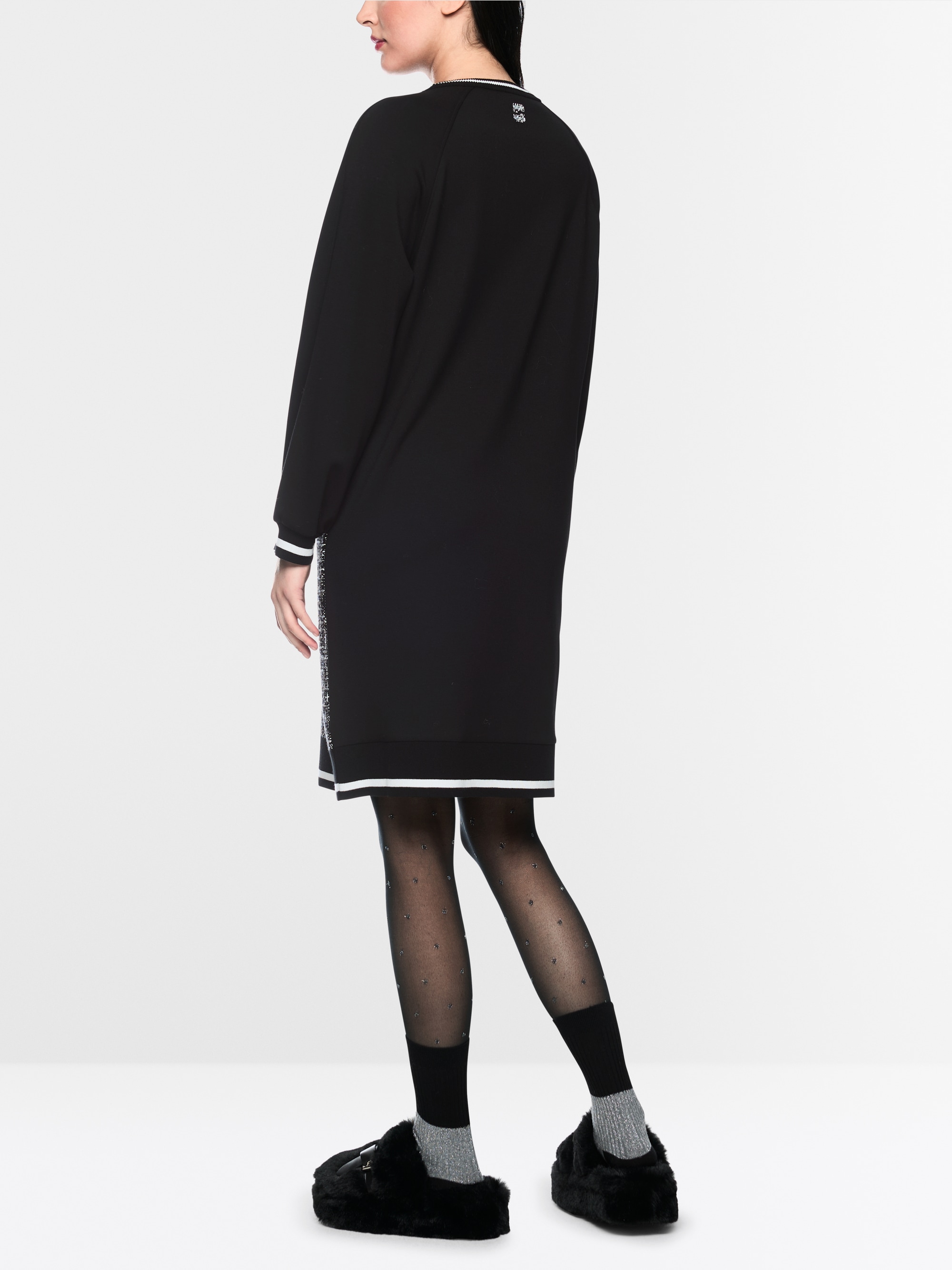 ‘Knitted in Germany’ print dress
