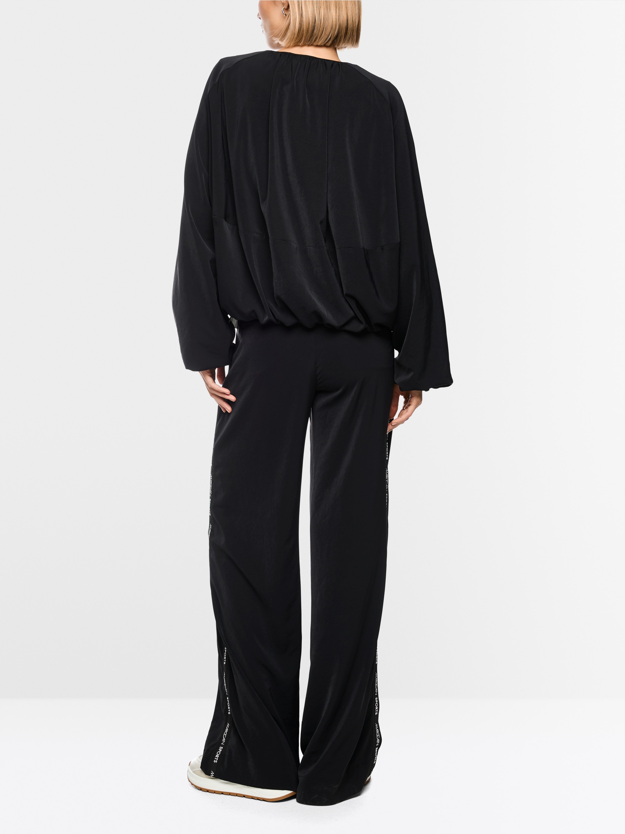 Blouson féminin avec fronces