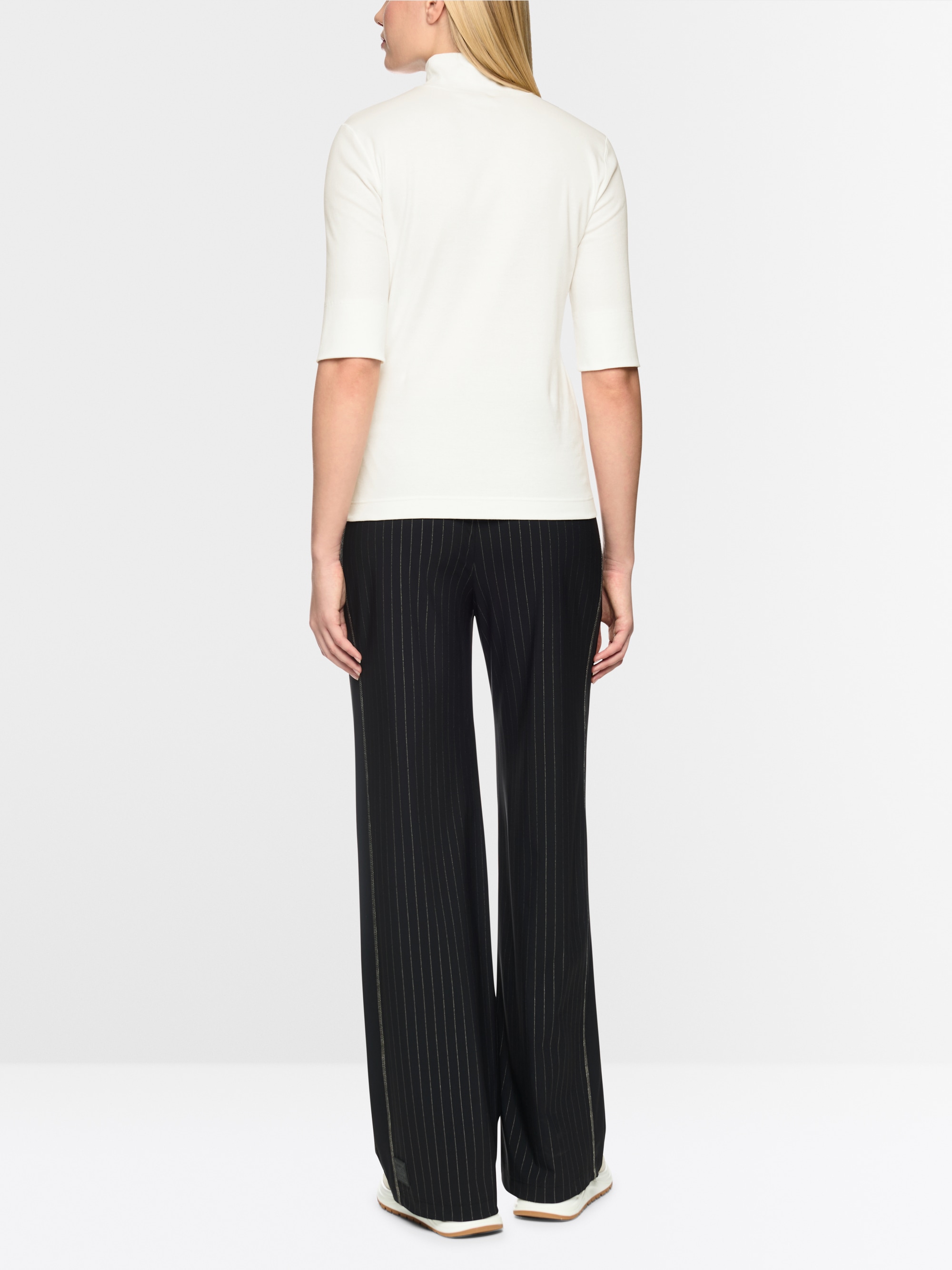 Basic shirt with stand-up collar
