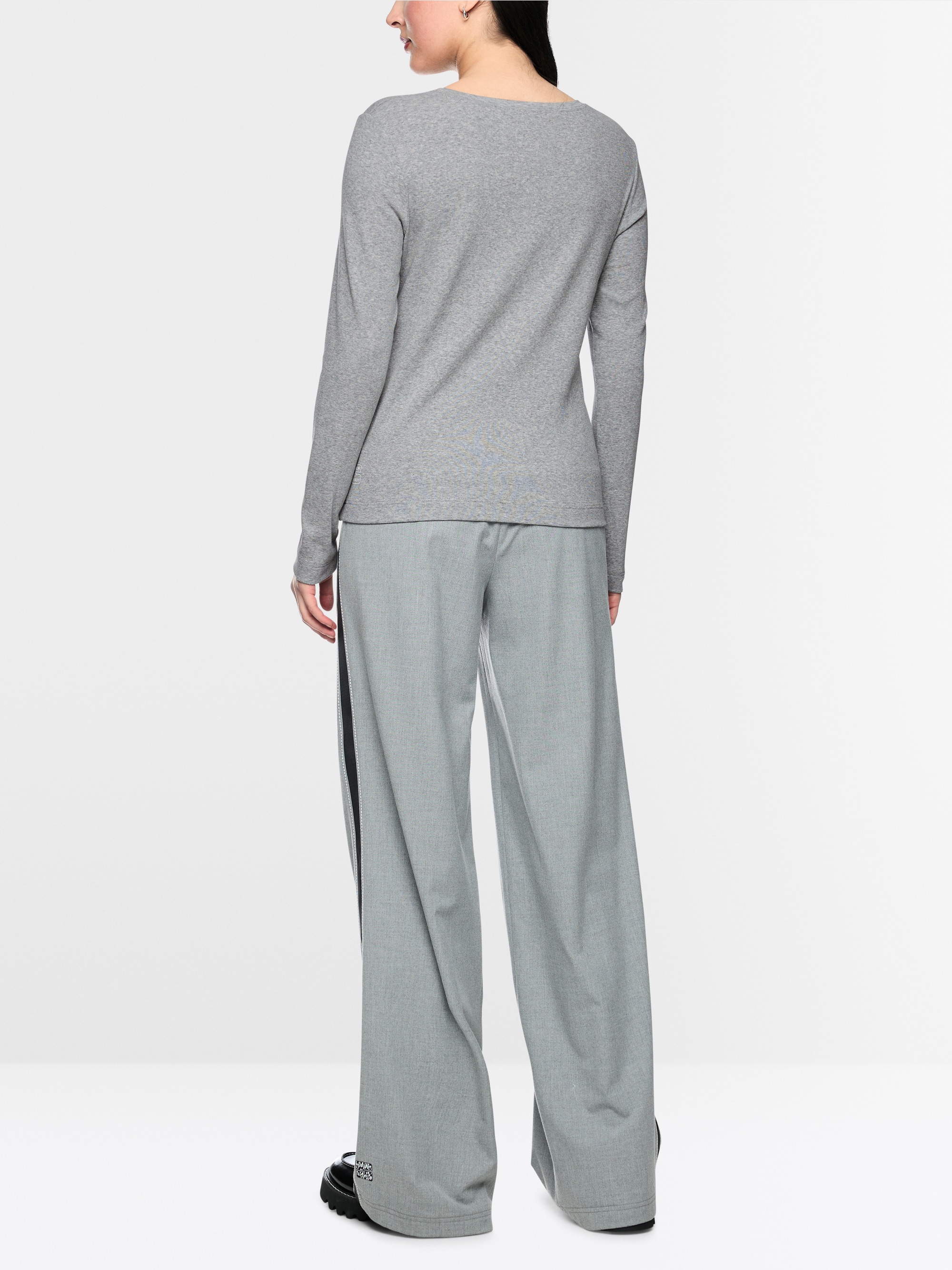 Ribbed knit shirt