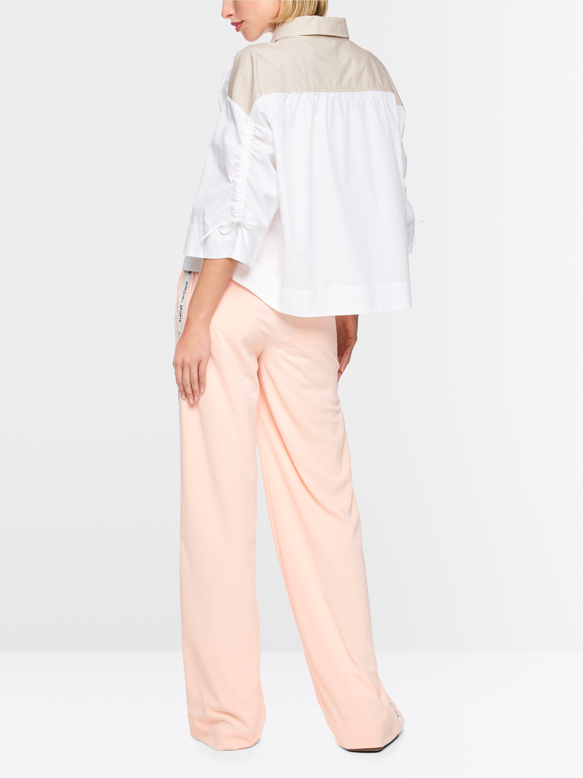 Blouse courte en coton avec détails contrastés