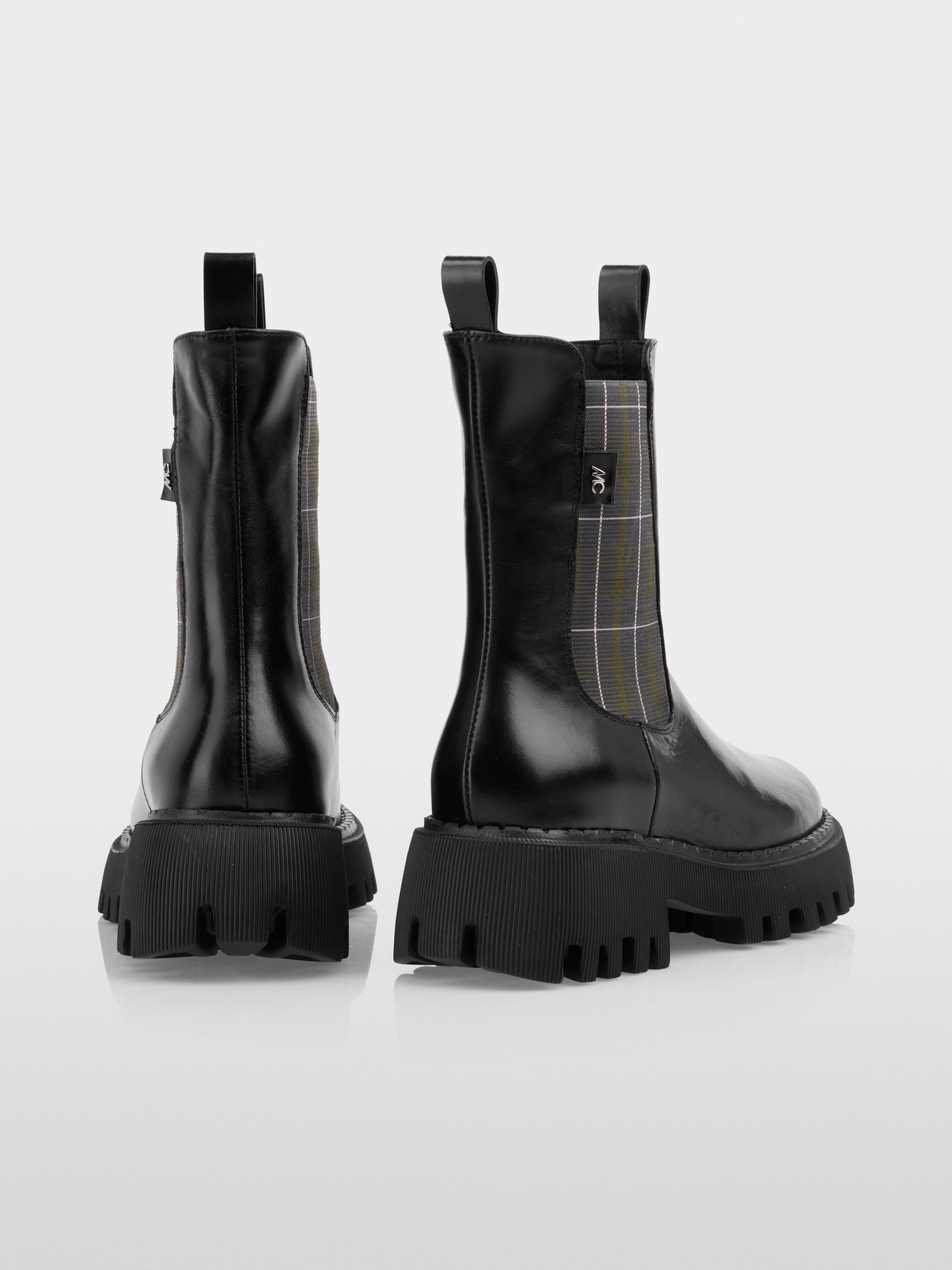Calfskin Chelsea boots