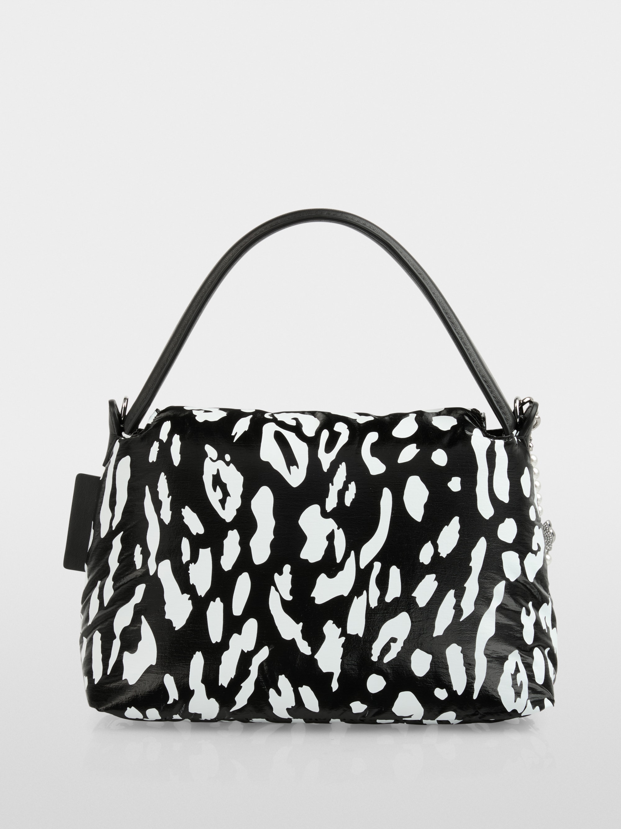 Shoulder bag with flap in leopard print