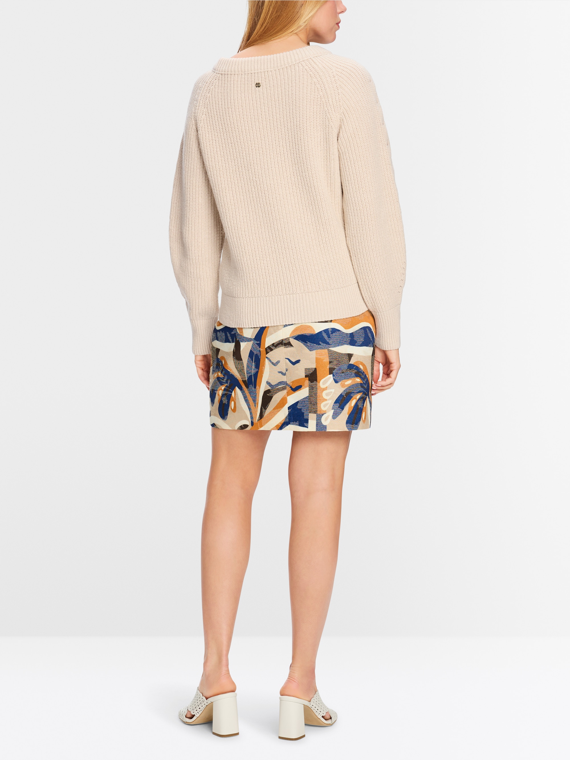 Pull découpé Knitted in Germany