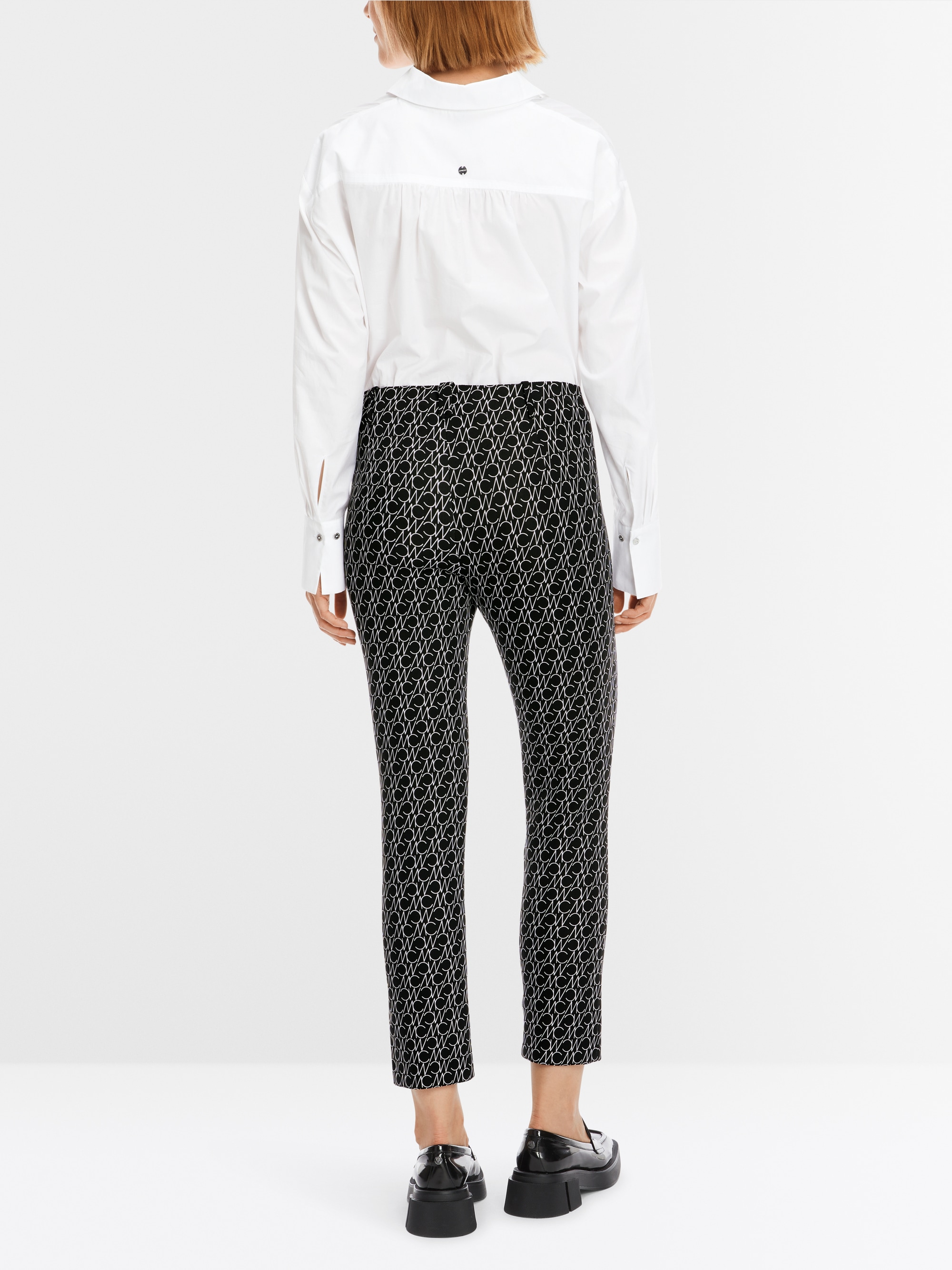Modell SYDNEY Hose aus Technostretch
