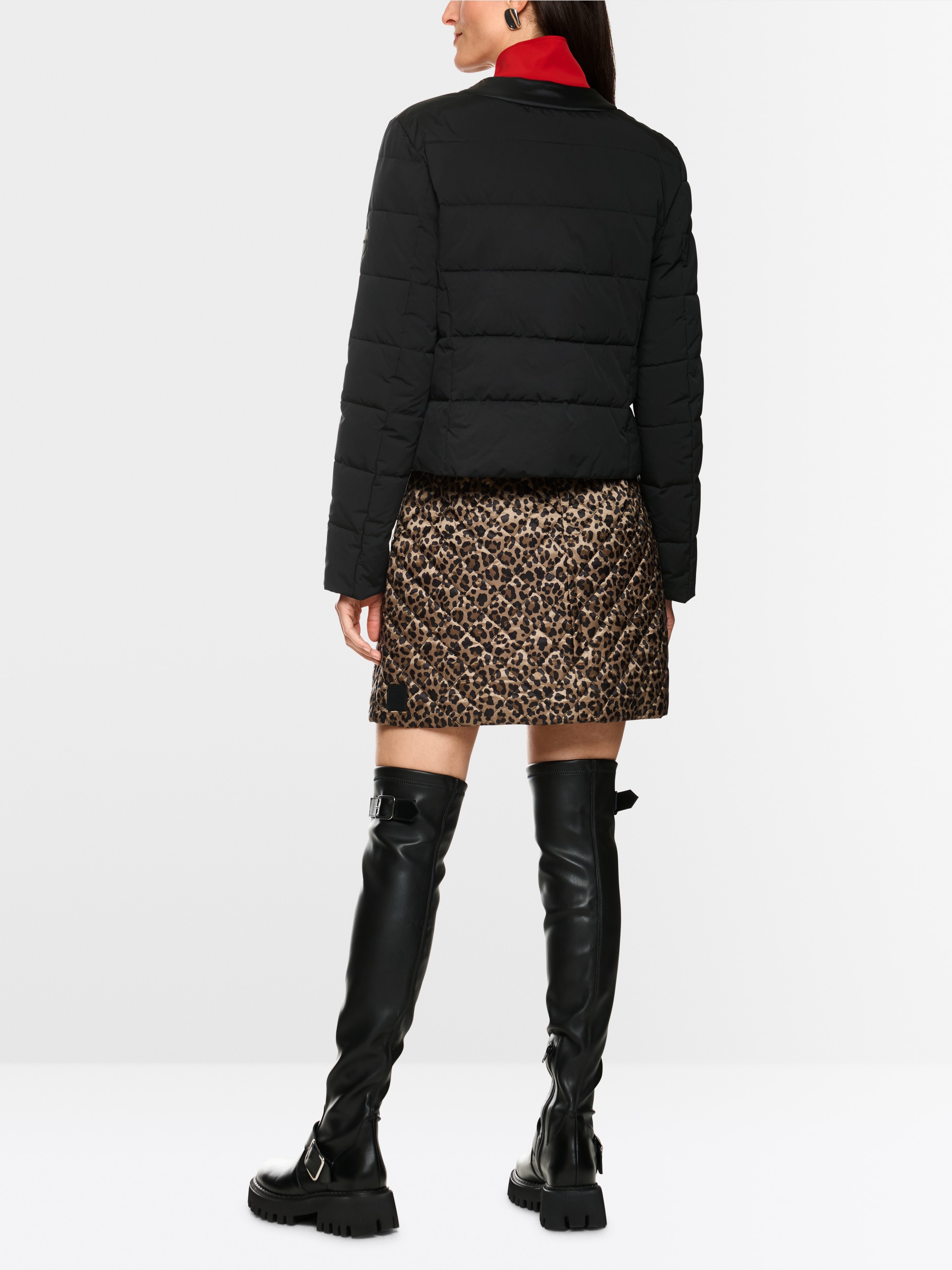 Gewatteerde jas met nylondetails