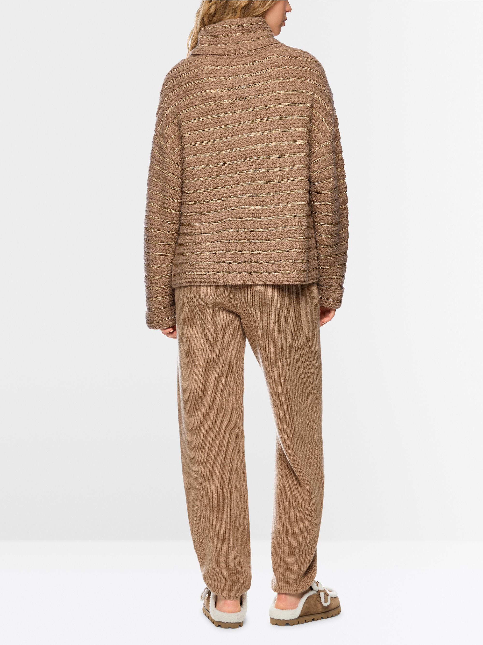 Rollkragenpullover Knitted in Germany