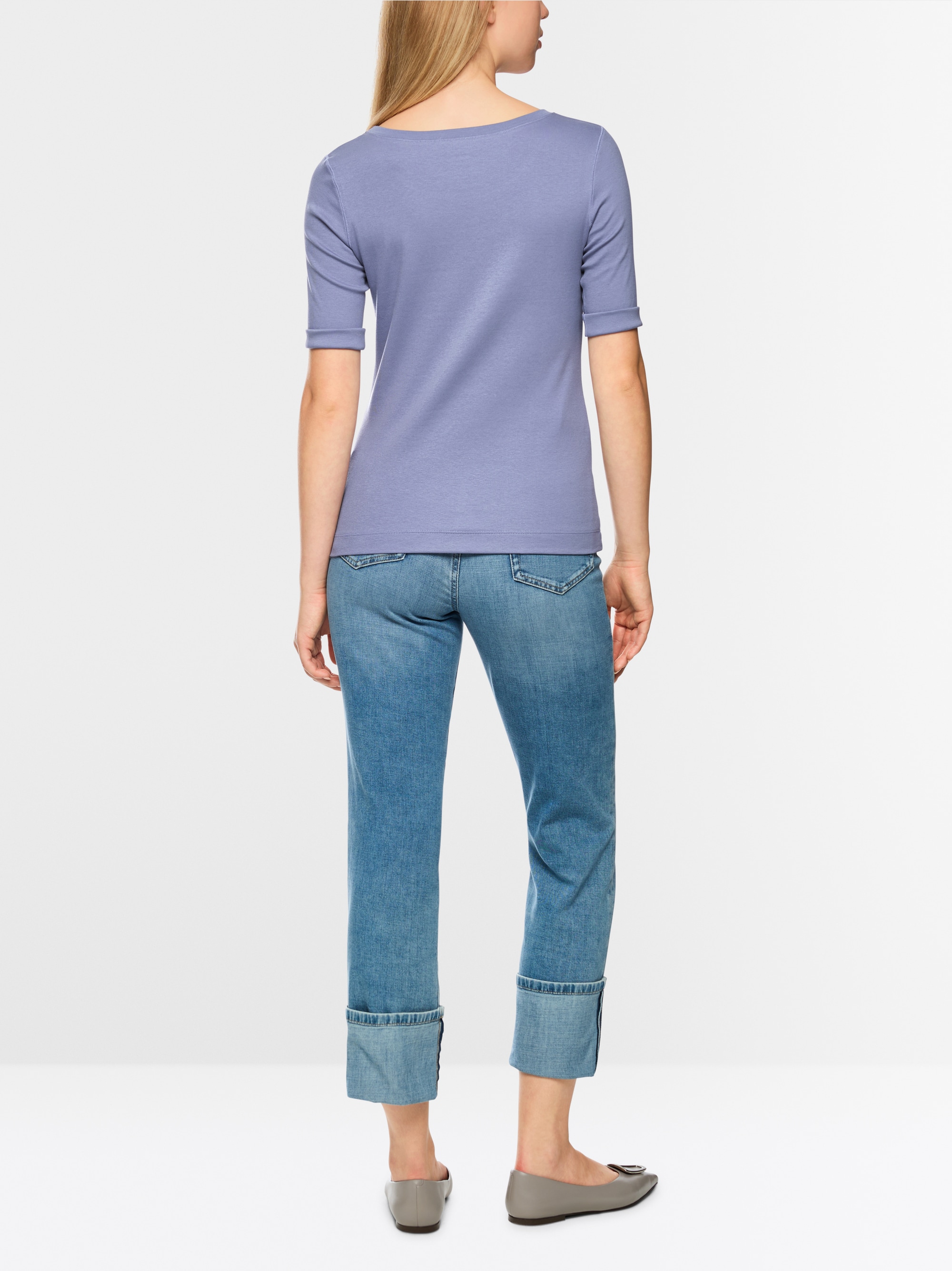 T-shirt met omgeslagen mouwen