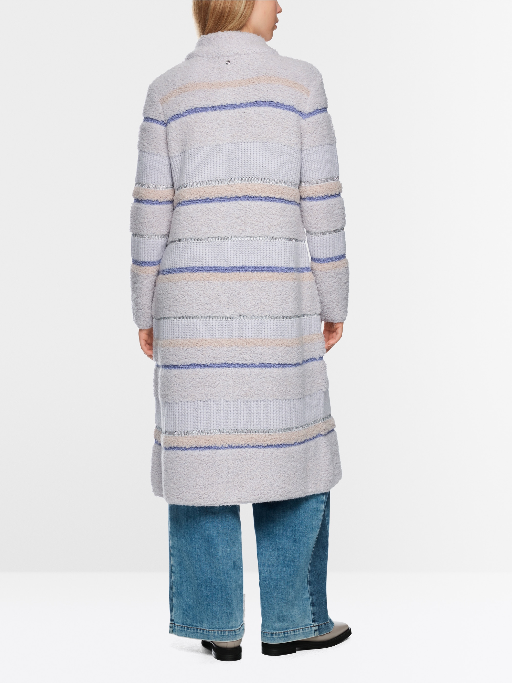 Lange gebreide jas, Knitted in Germany