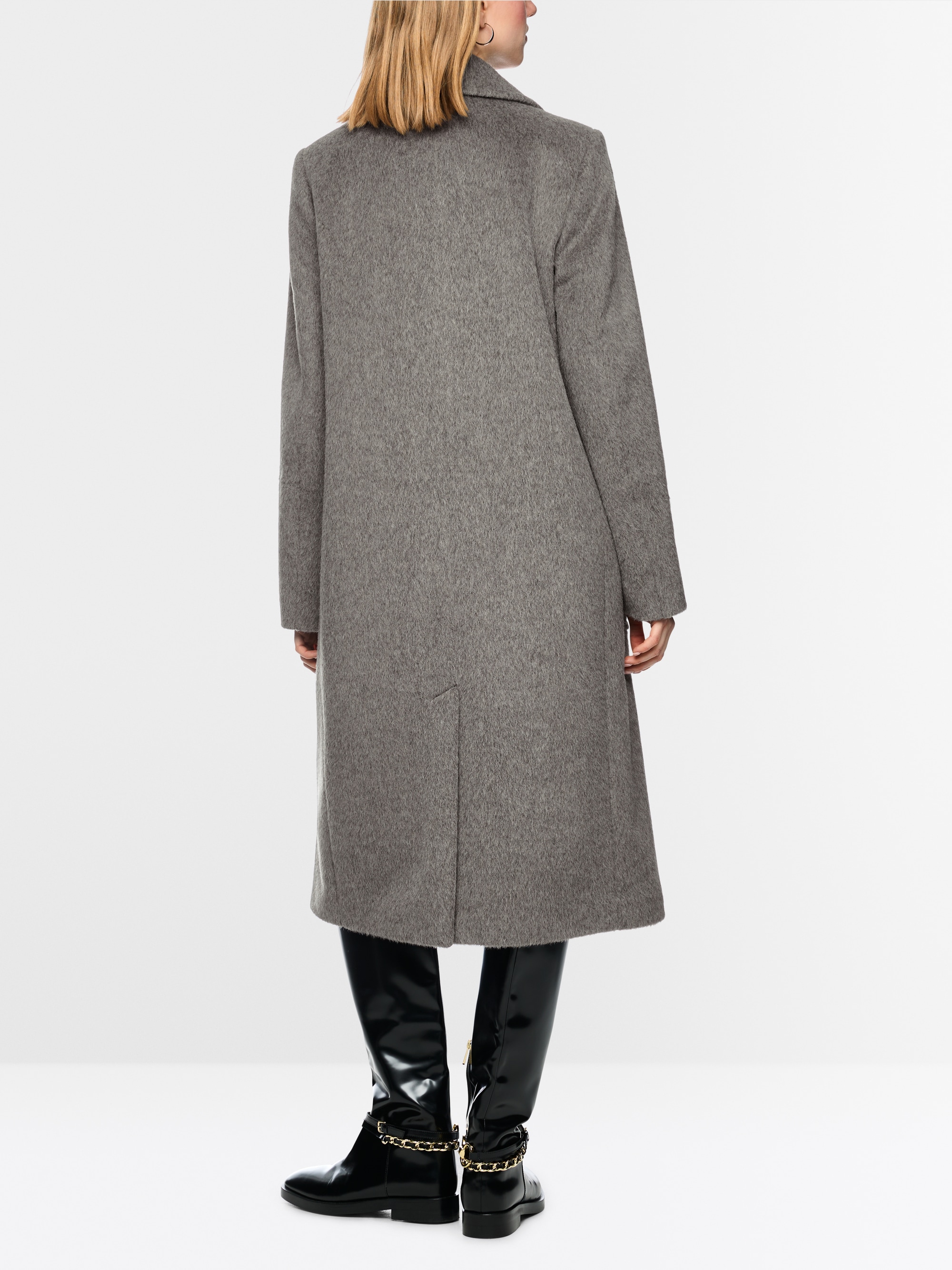 Alpaca wool coat with lapels