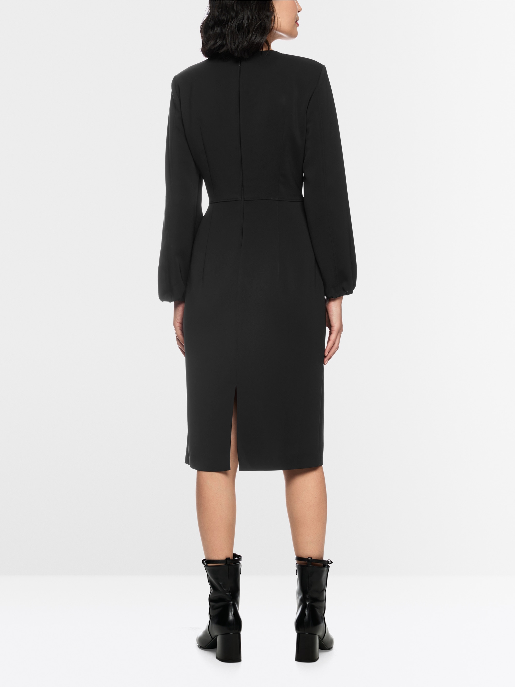 Elegante jurk met overslagdetail