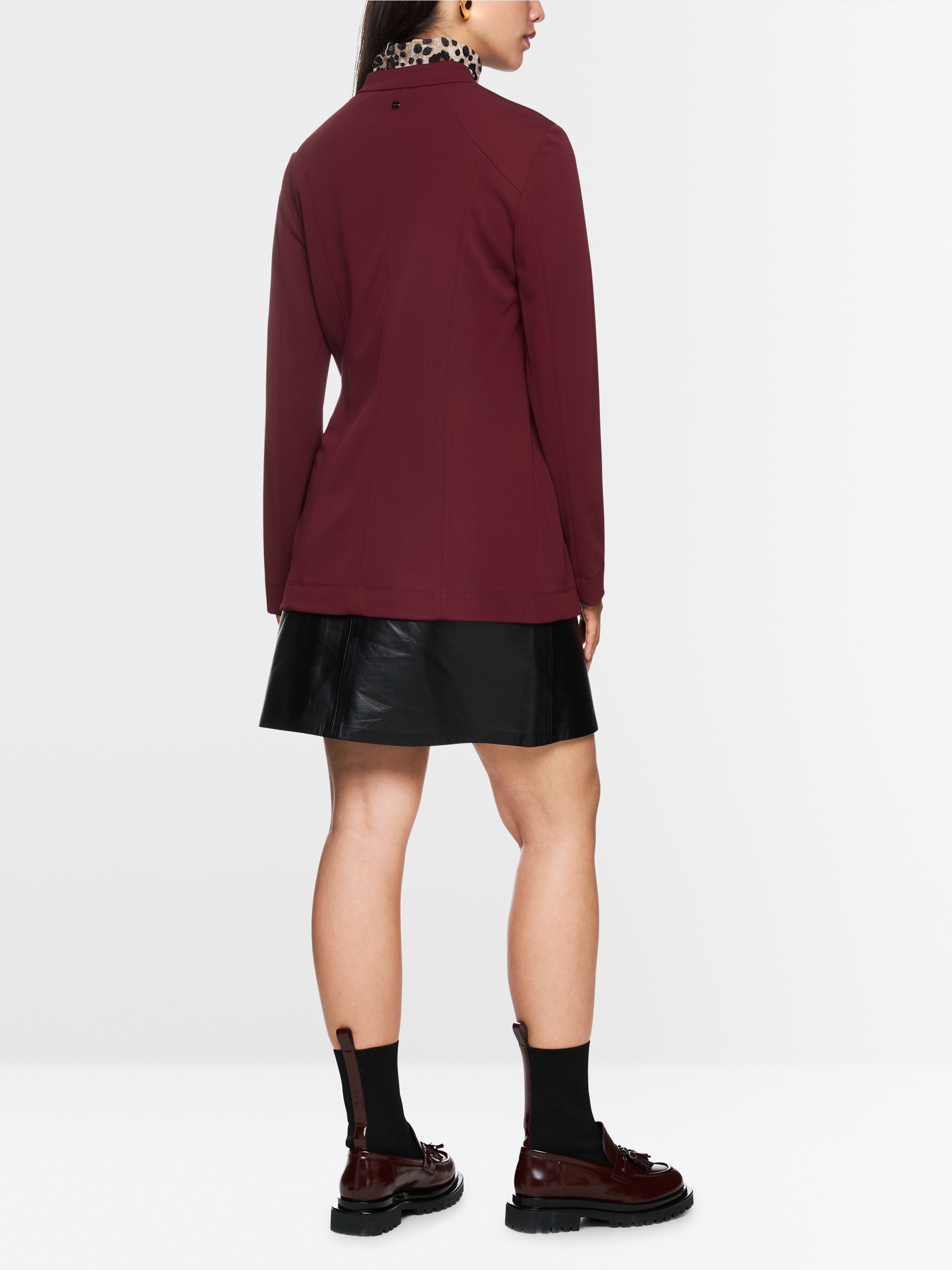 Iets getailleerde blazer