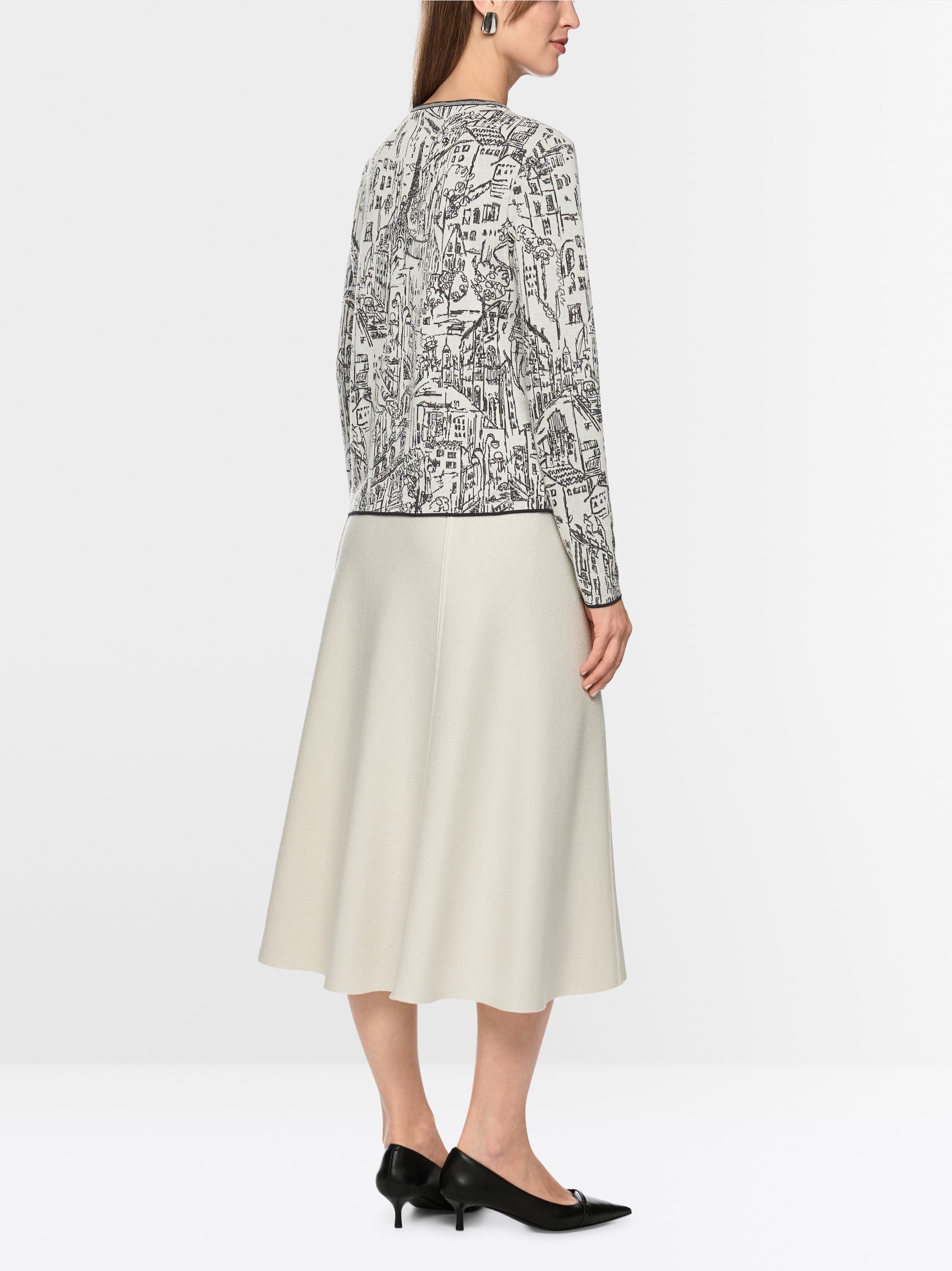 Pull en maille fine tricoté en Allemagne