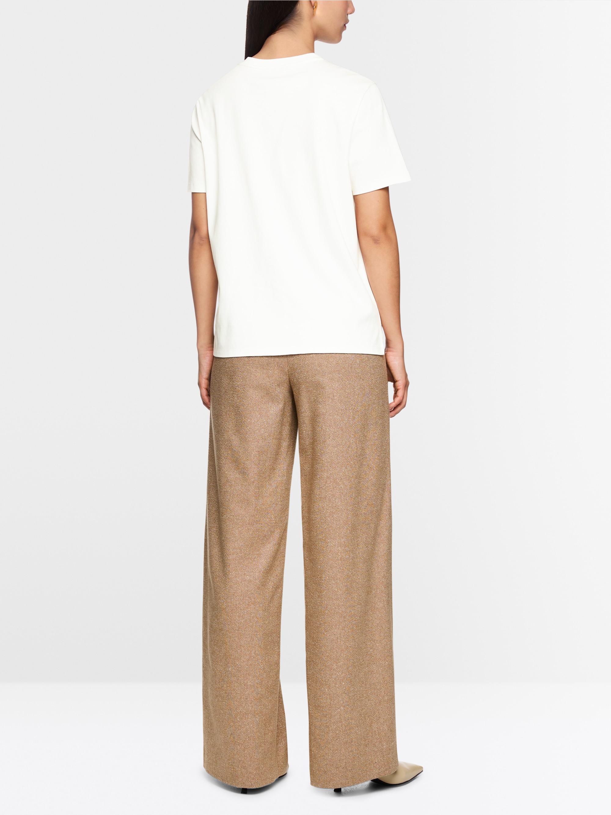 T-shirt élégant avec broderie