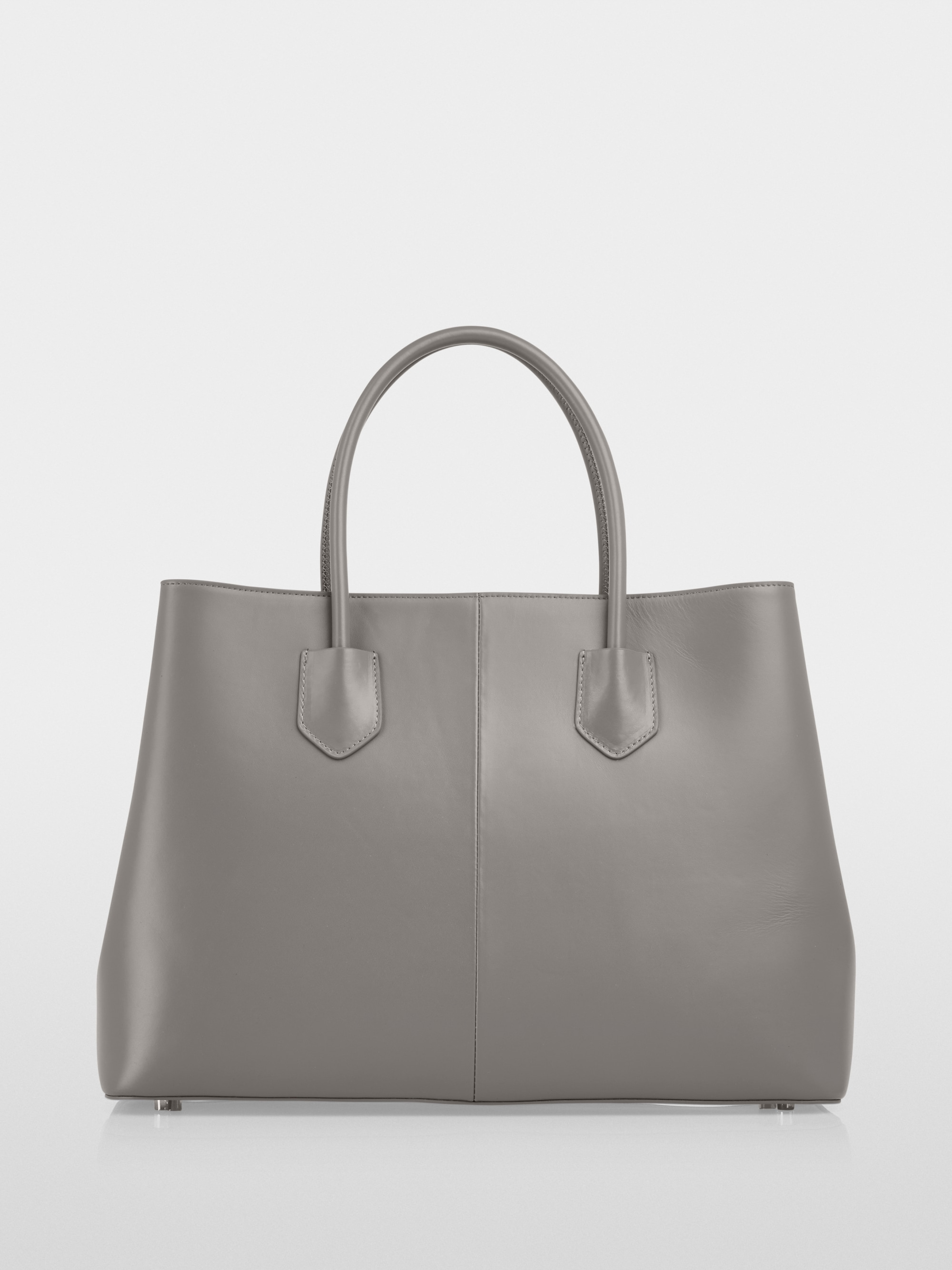Elegante leren tas met hanger met logo