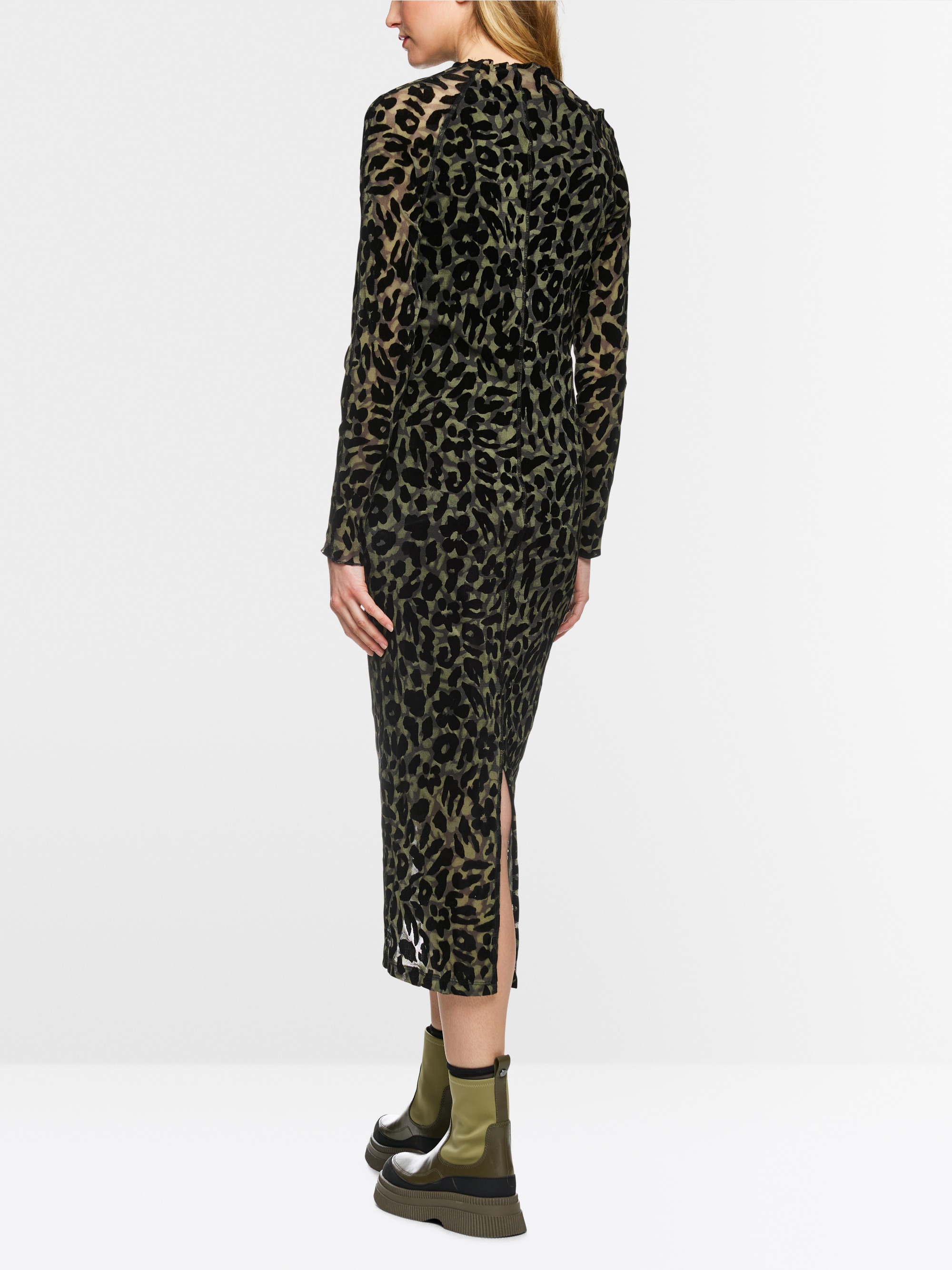 Robe longue moulante en maille