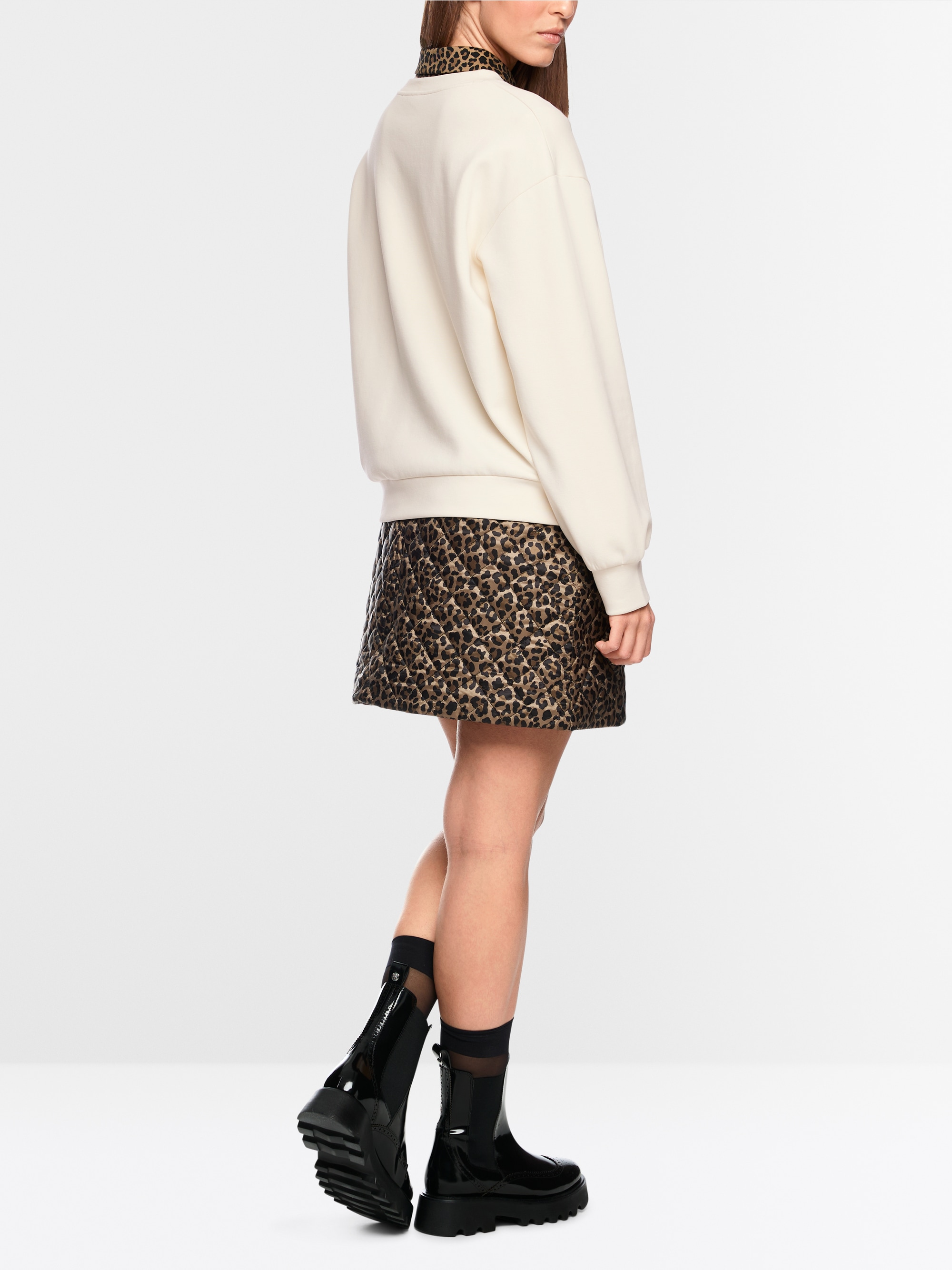 Sweatshirt with dachshund print