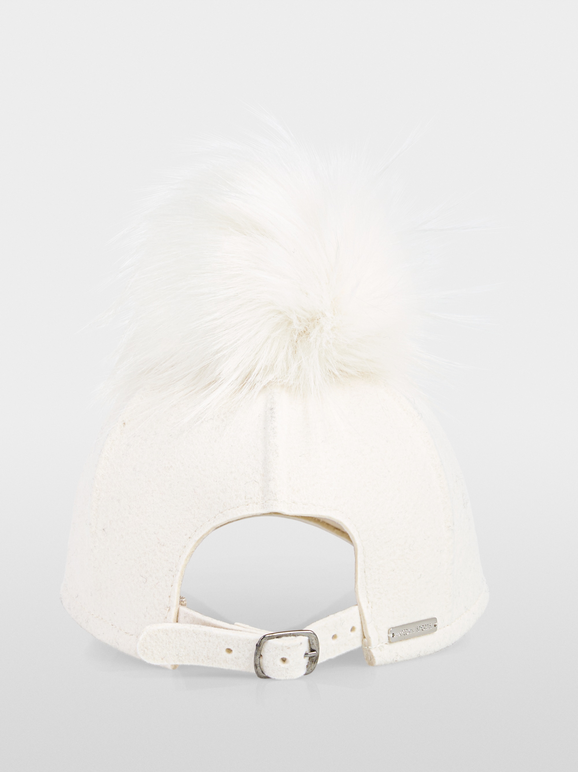 Wollen pet met pompon van imitatiebont