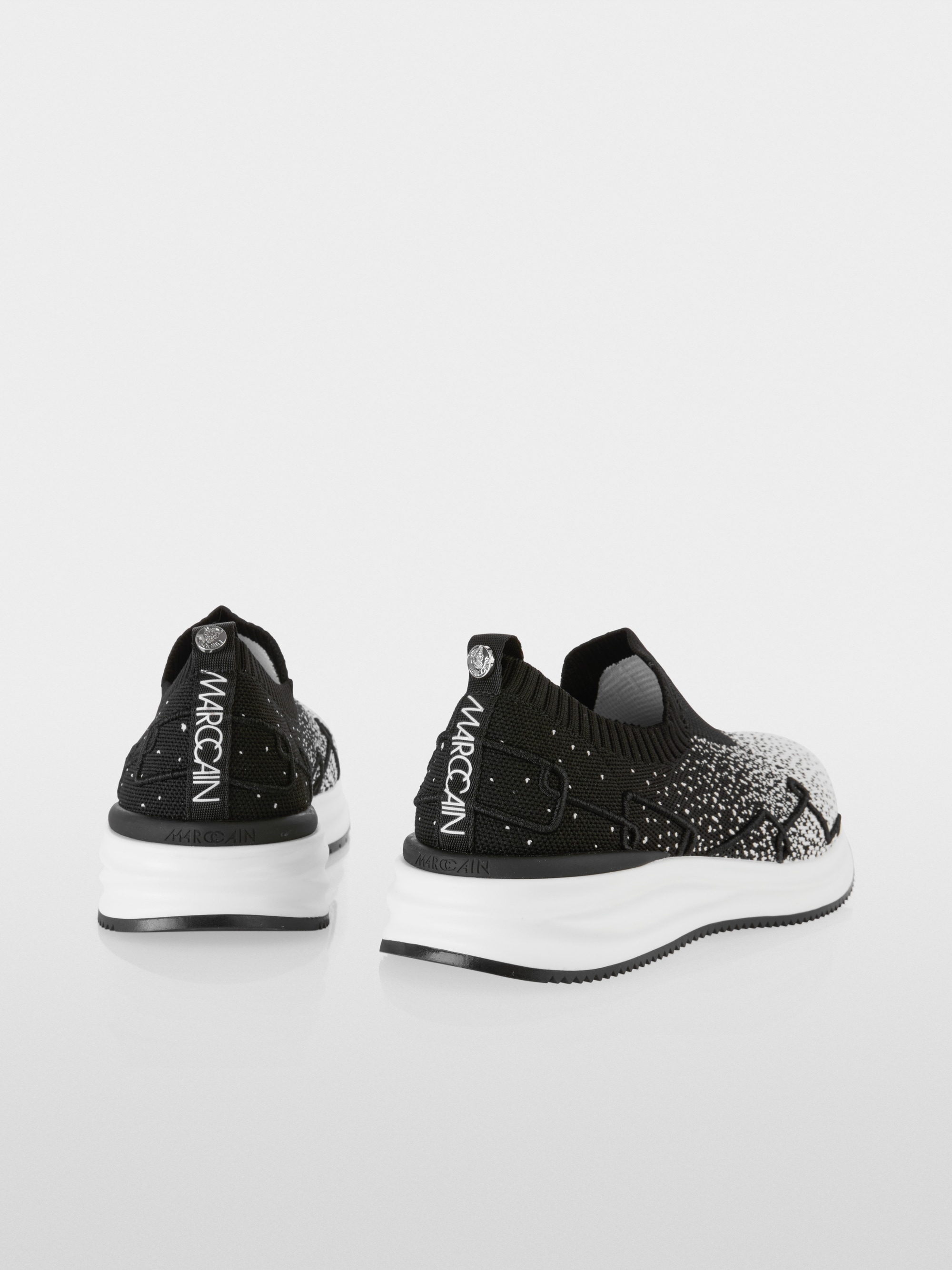 Sneaker mit Dots-Muster