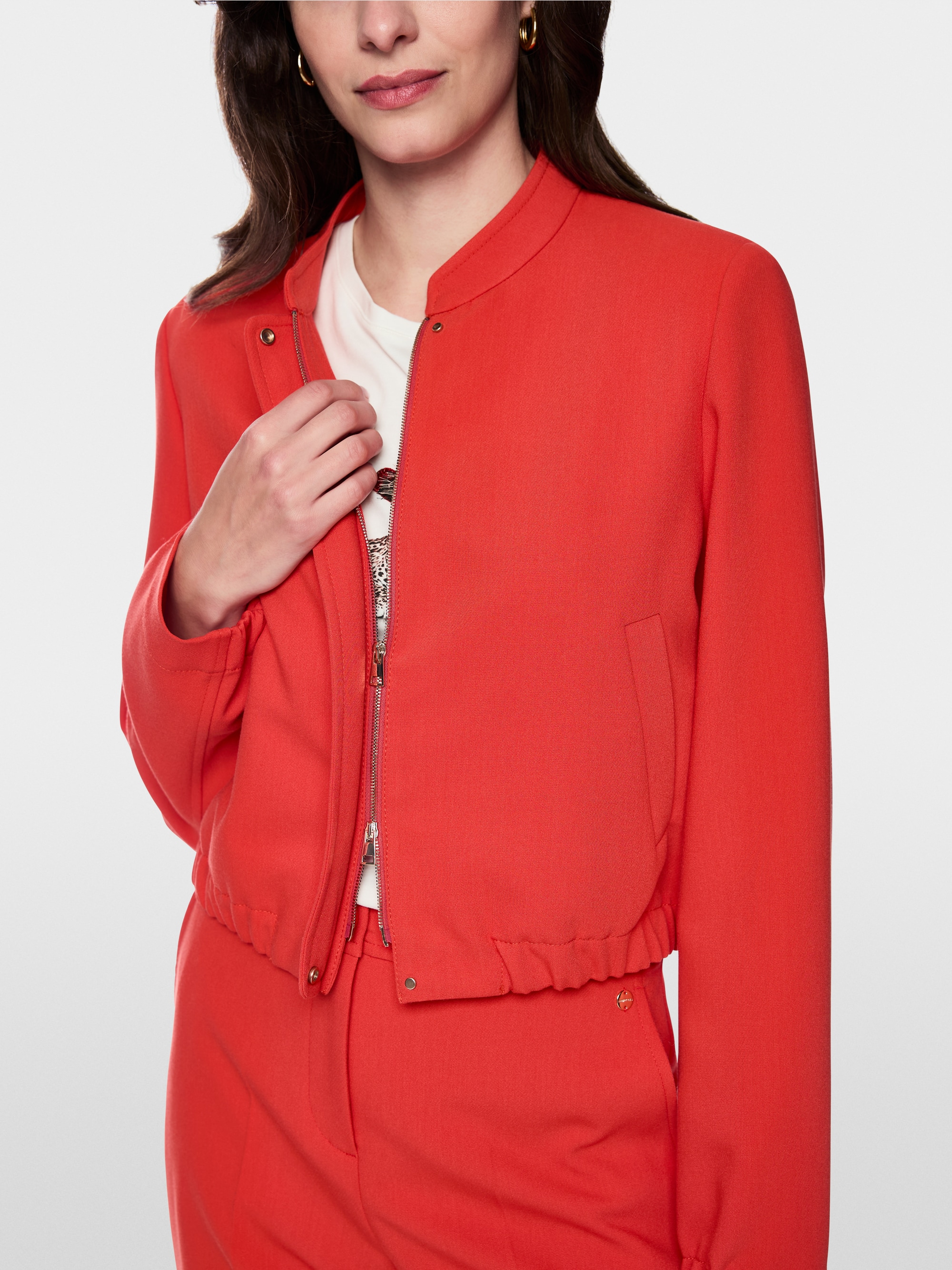 Jacke mit Stehkragen und Zipper