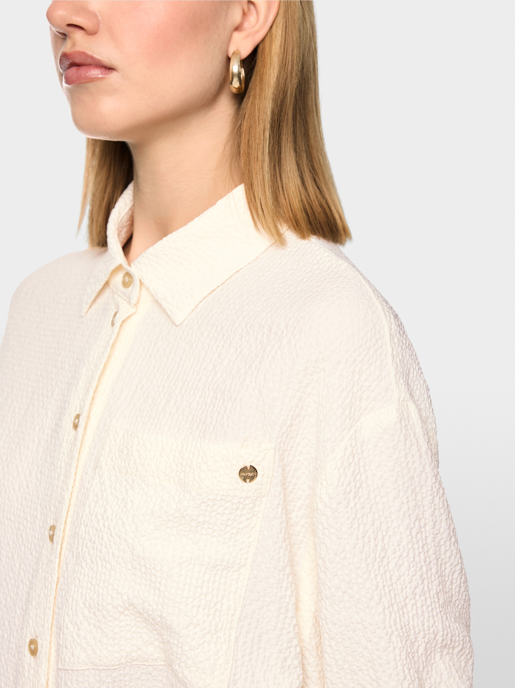 Blouse with textured pattern