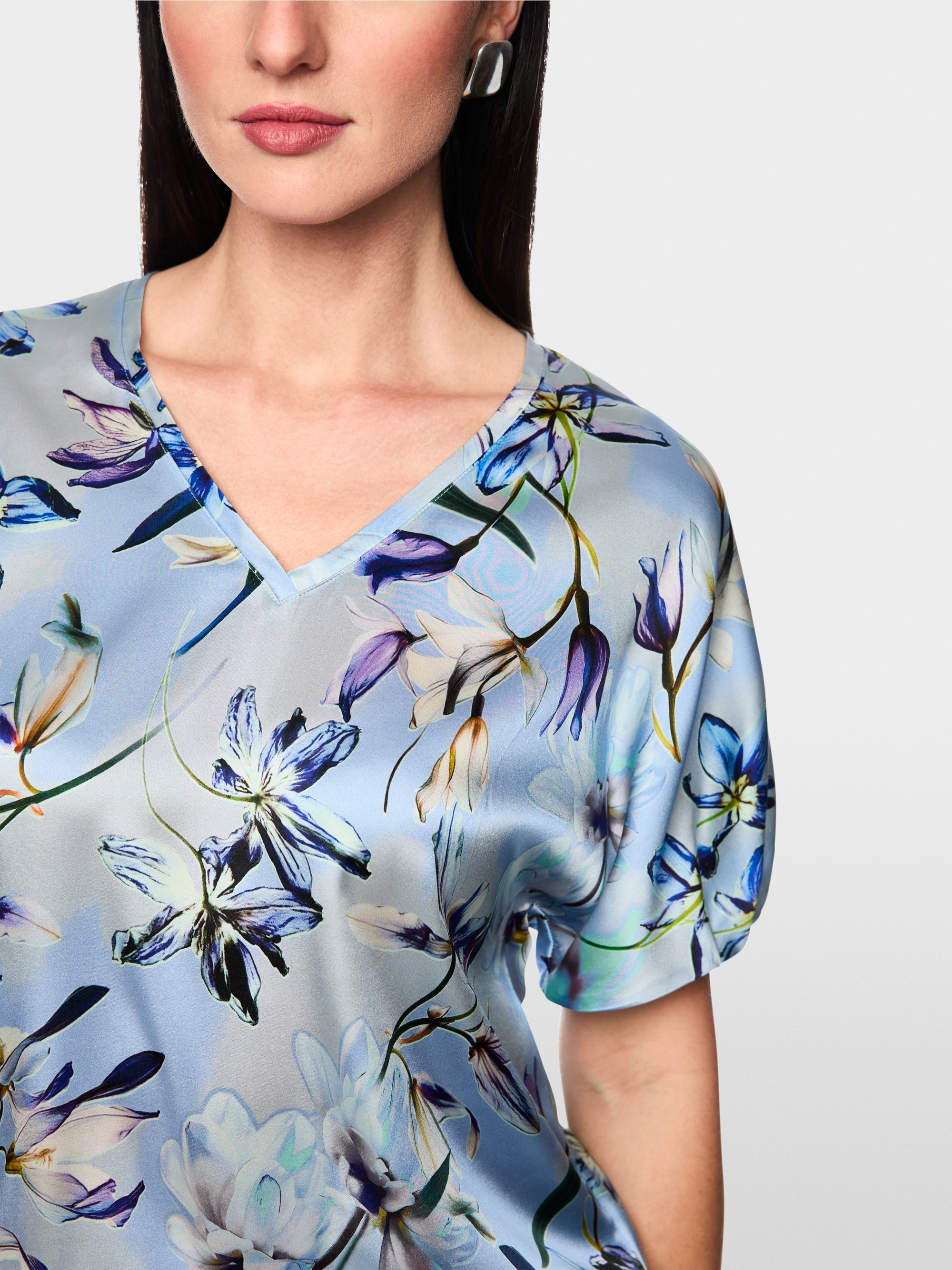 Silk blouse shirt with lily print
