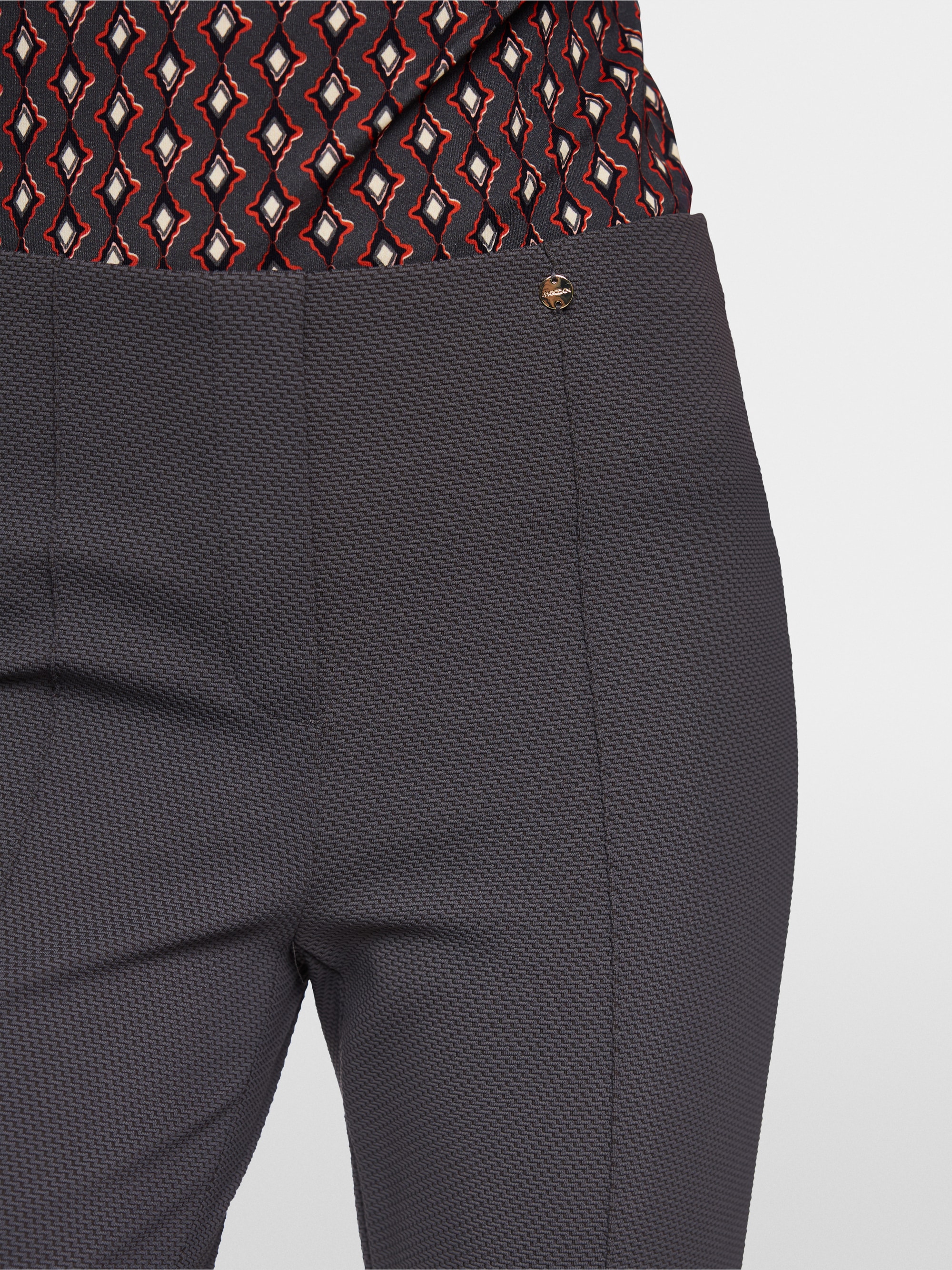 FATSA pull-on trousers in feminine fit