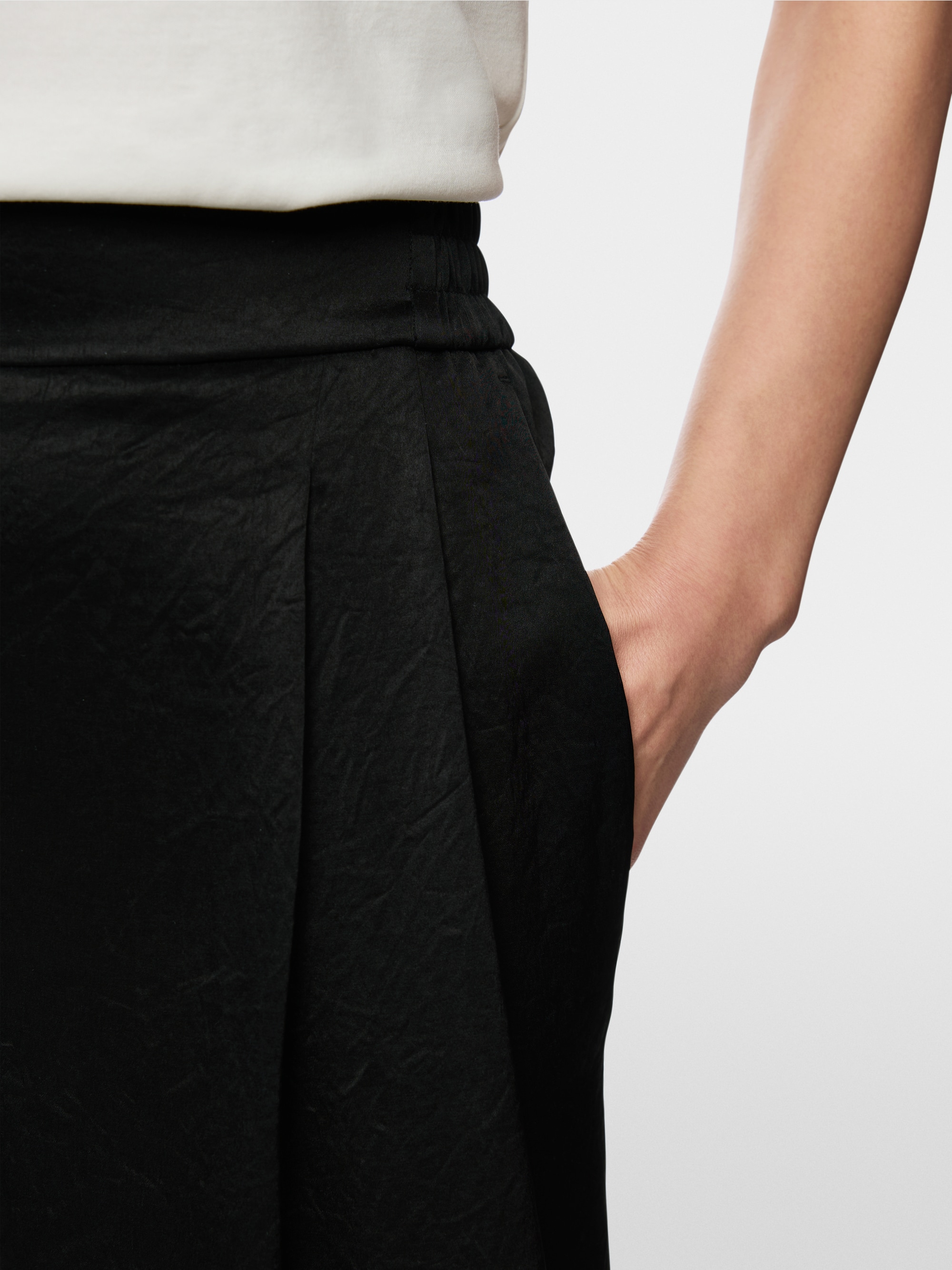 WEDI wide-fit trousers with pleats