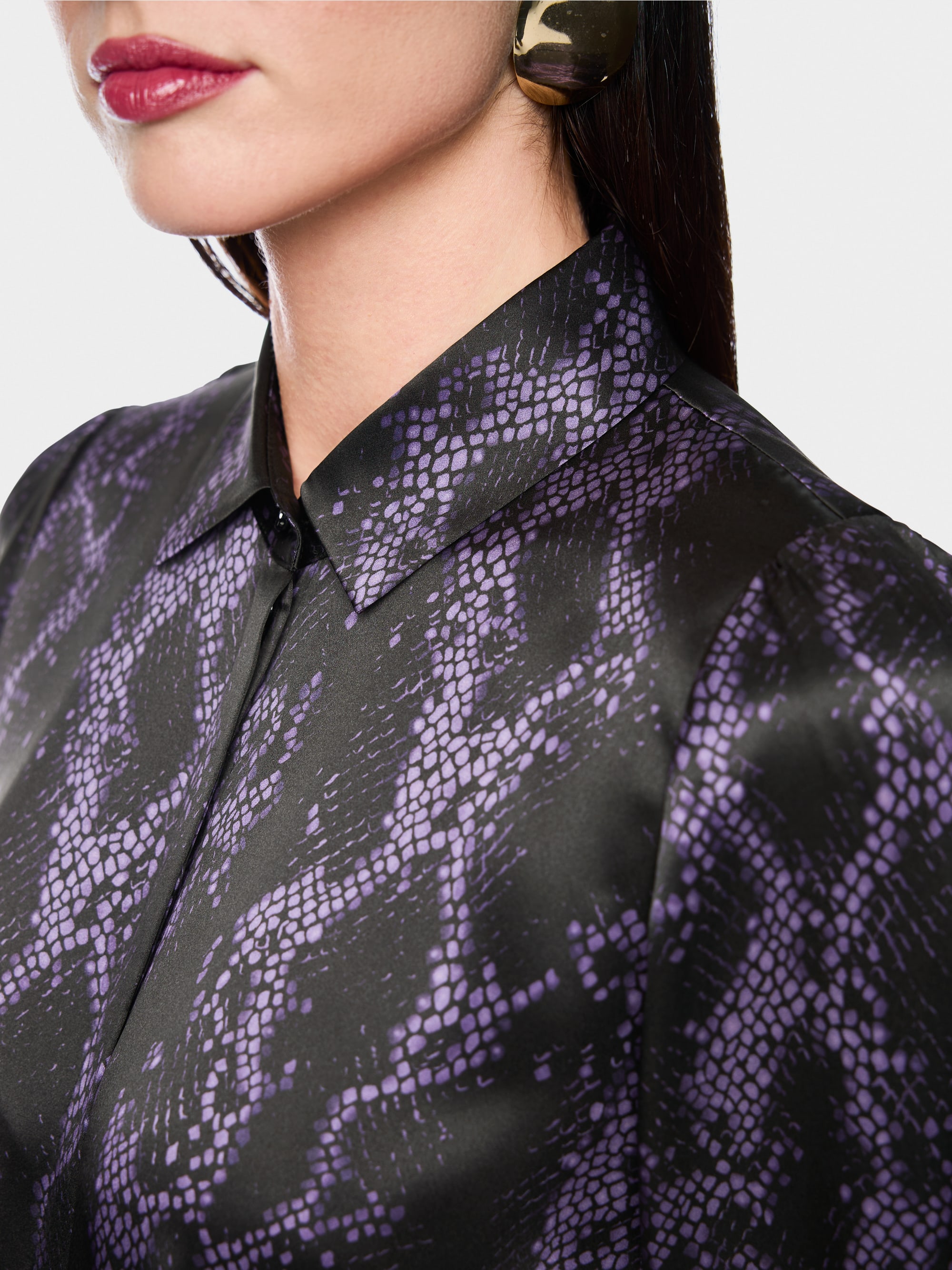 Blouse en soie à imprimé serpent