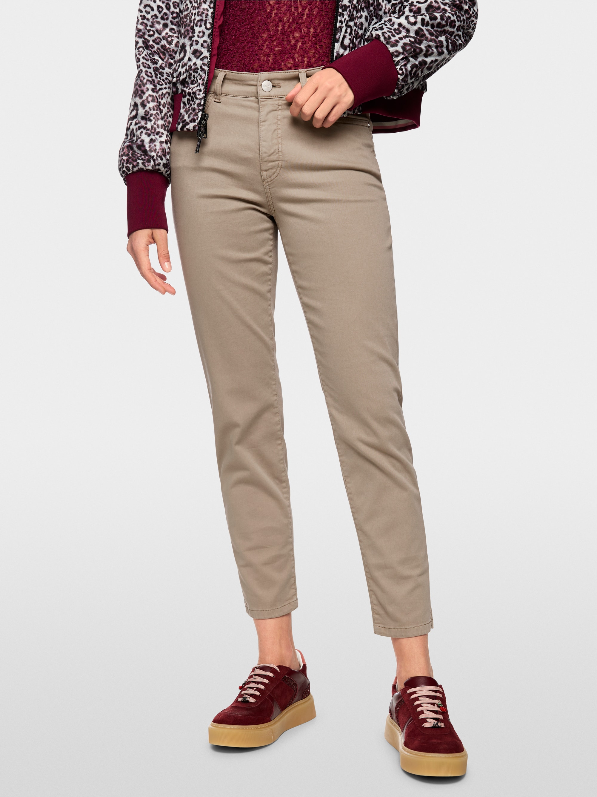 SILEA modern slim fit pants