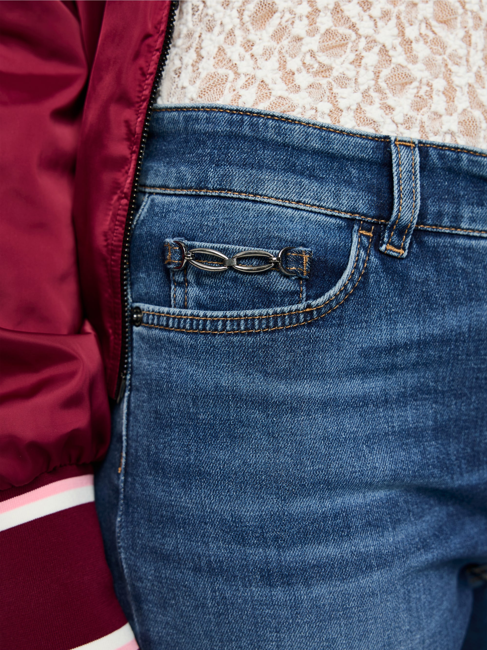 SILEA slim-fit jeans with cropped cut