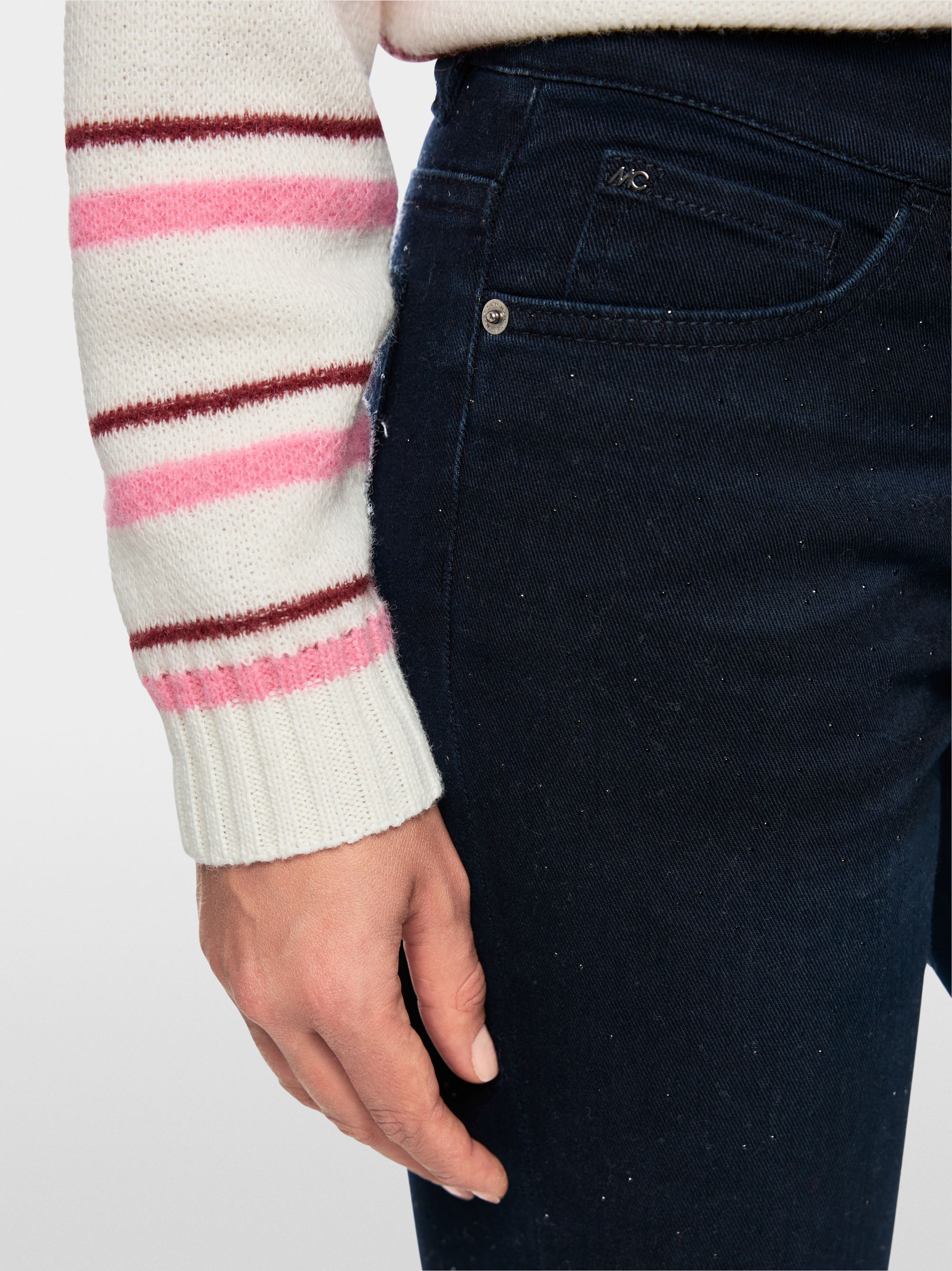 SILVI slim-fit jeans with low waistband