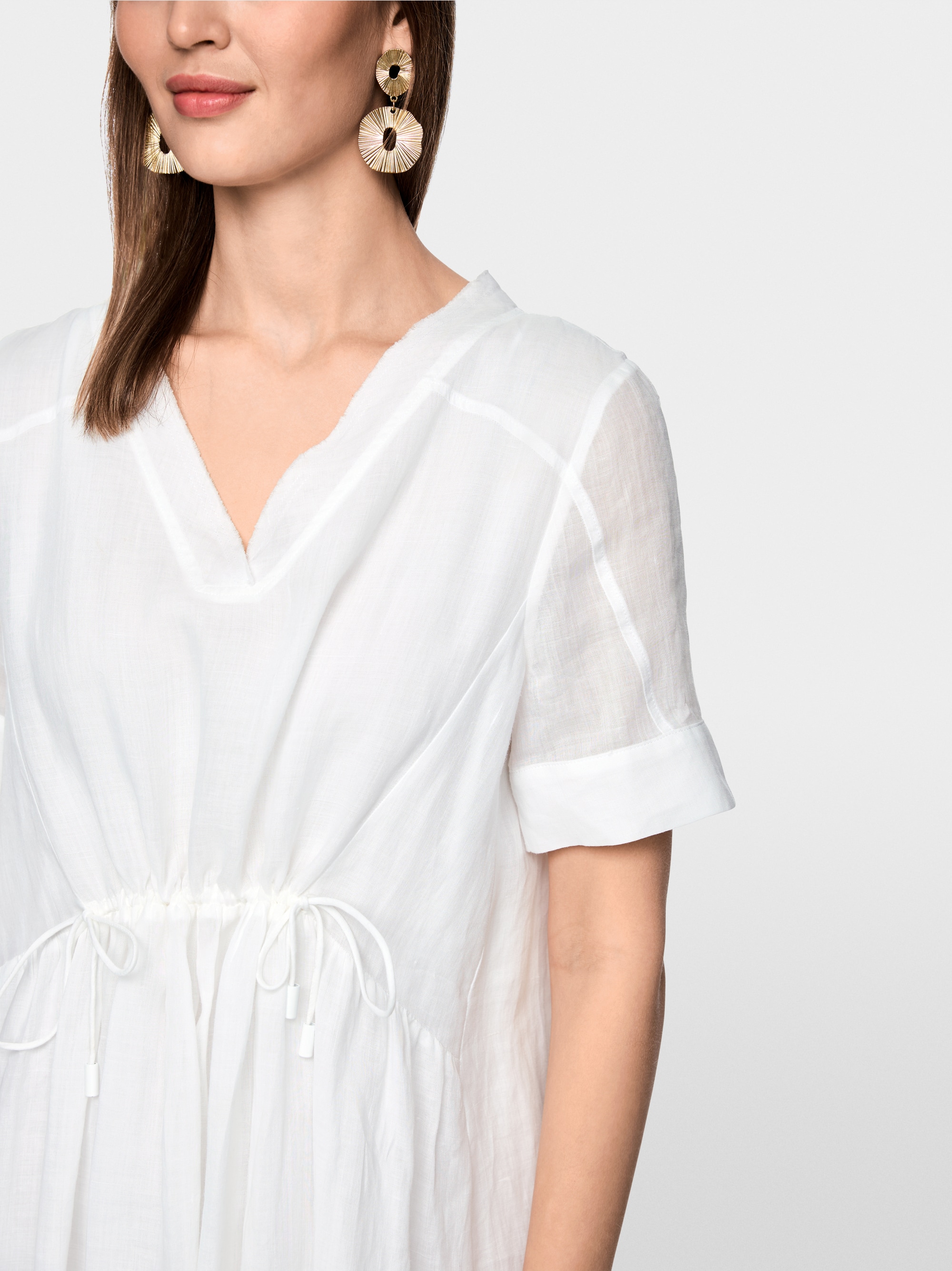 Short-sleeved ramie dress with fringes
