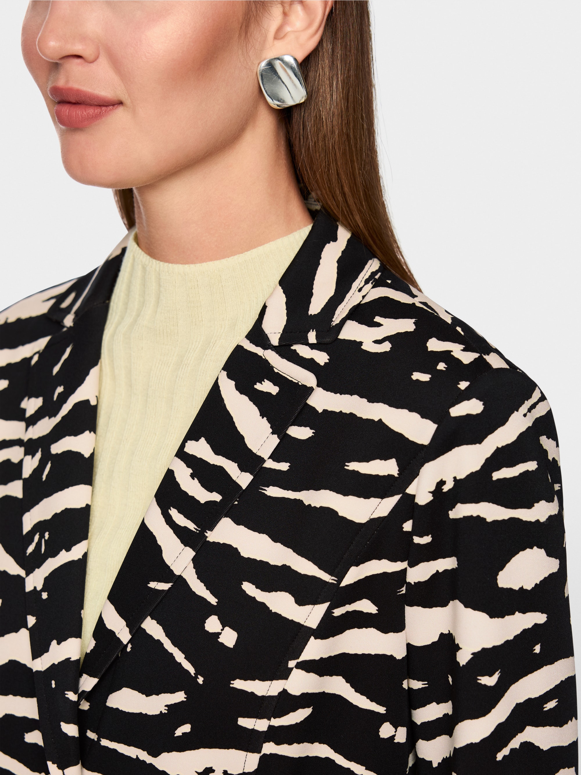 Blazer with animal print