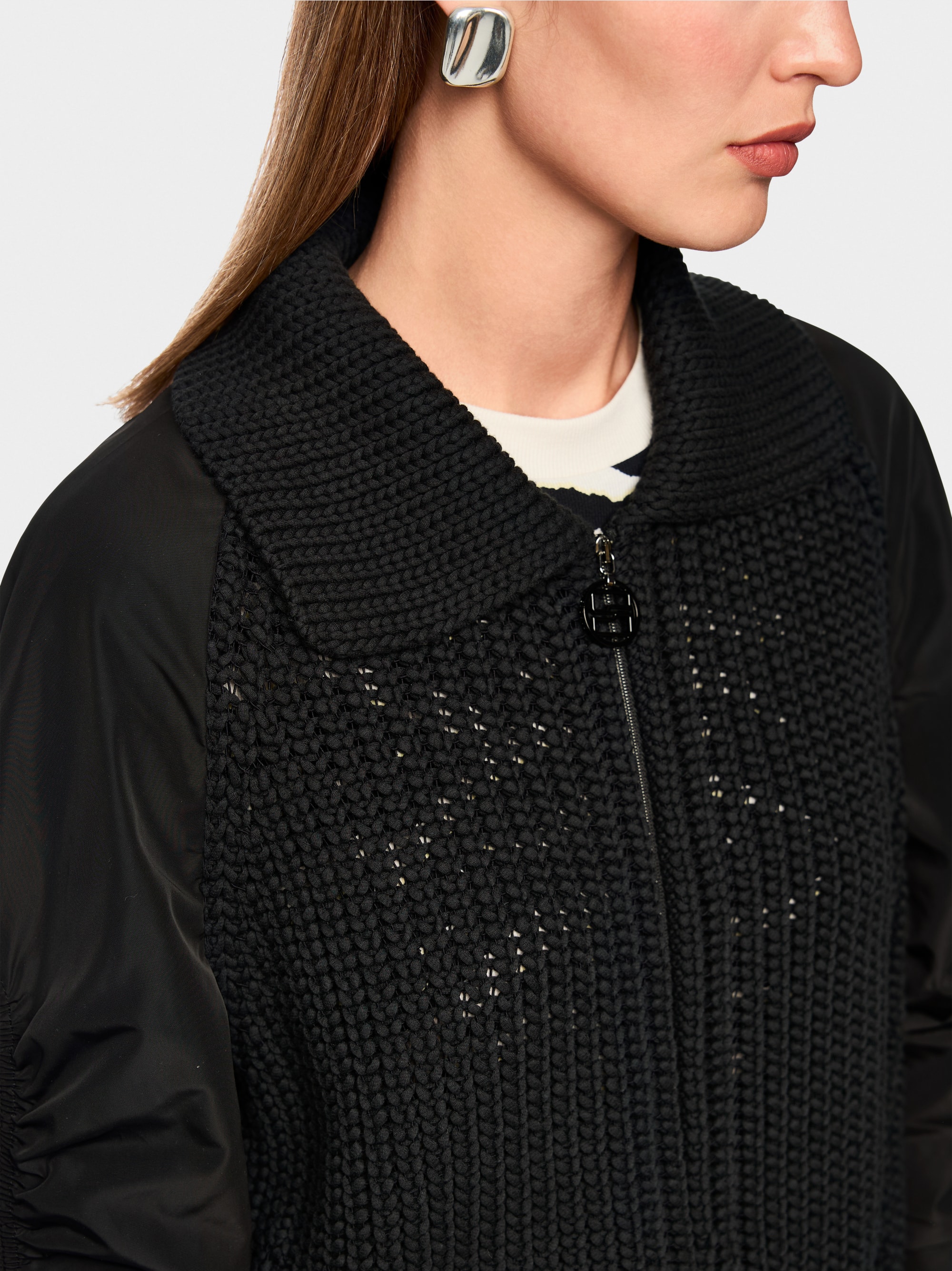 Cardigan Tricoté en Allemagne