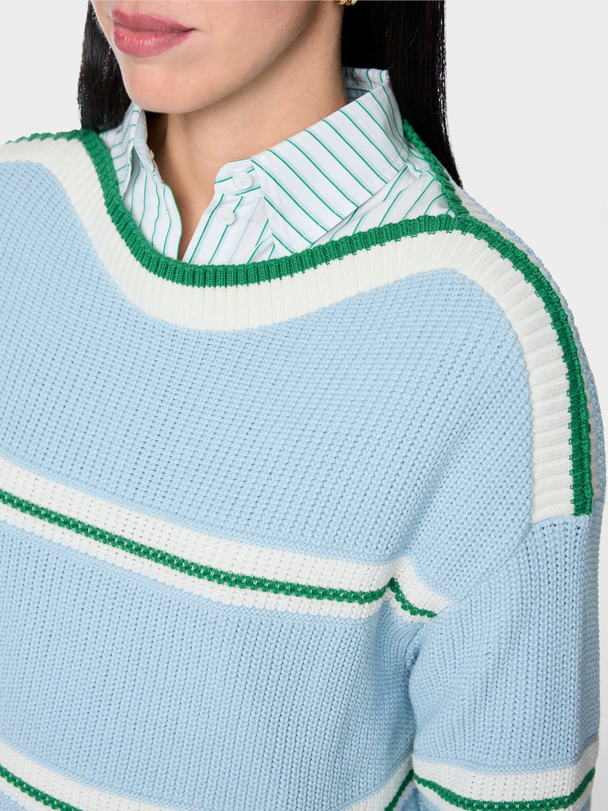 Pull à rayures tricoté en Allemagne