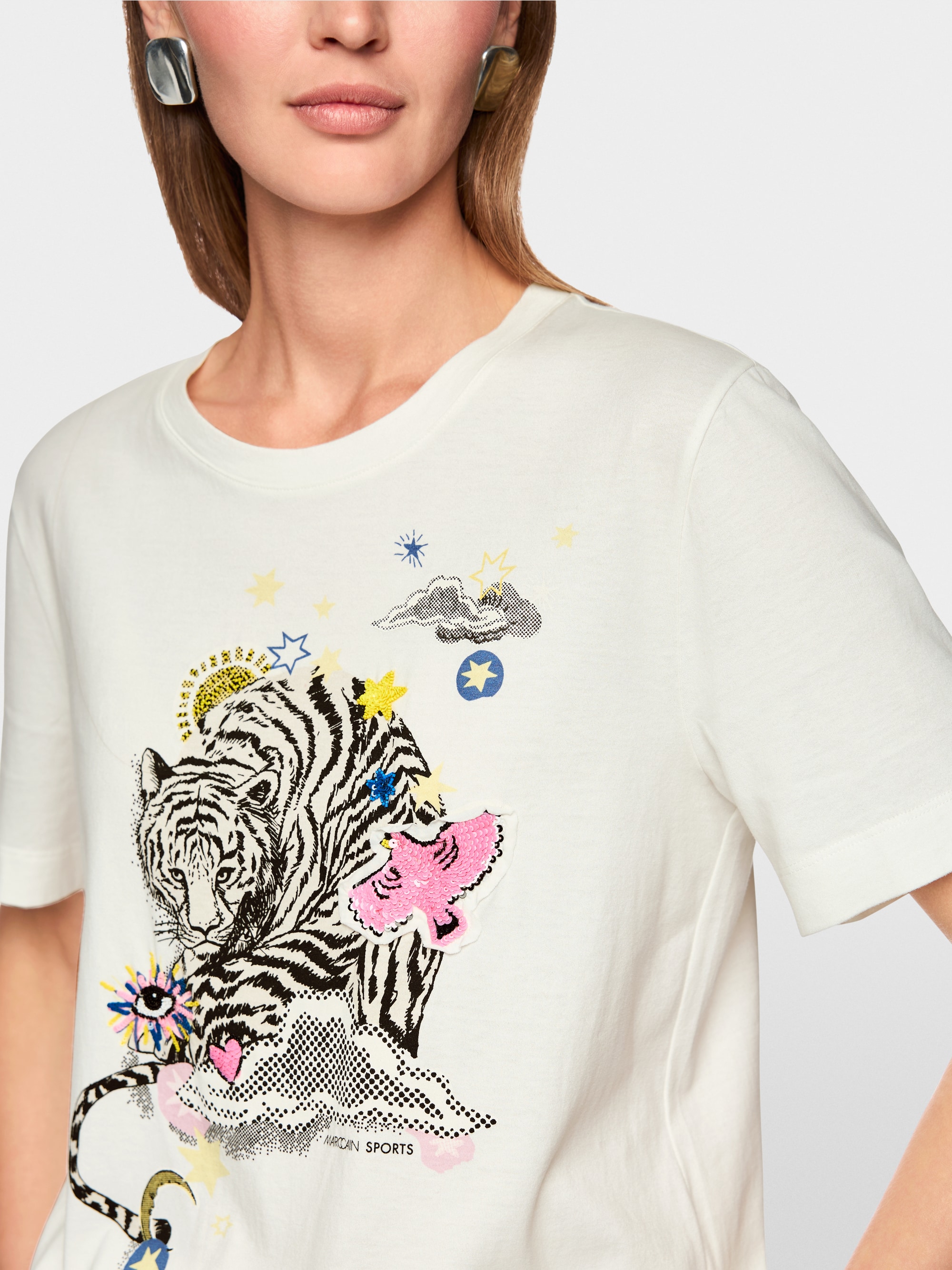 T-shirt avec applications