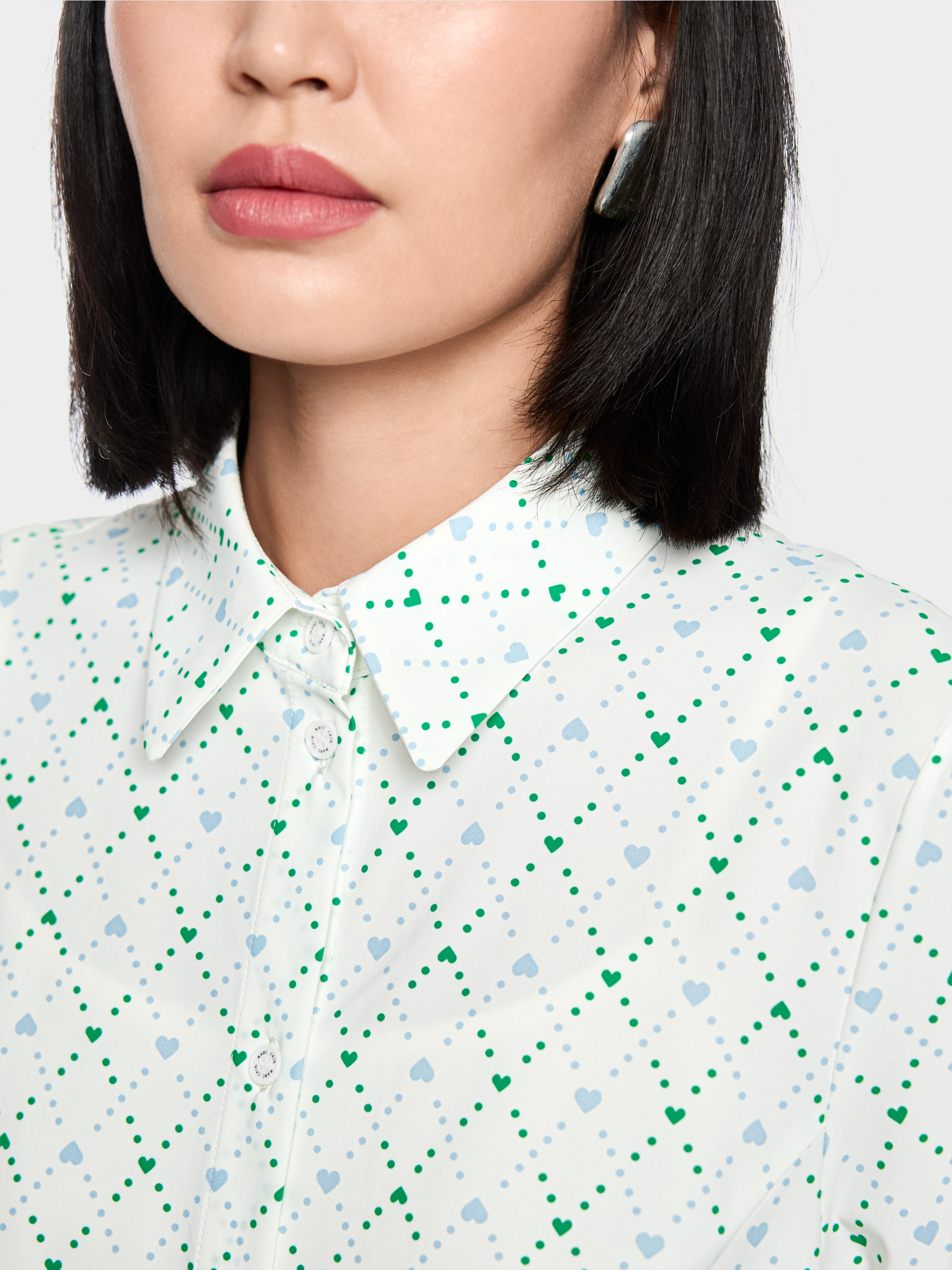 Stretch blouse with heart print