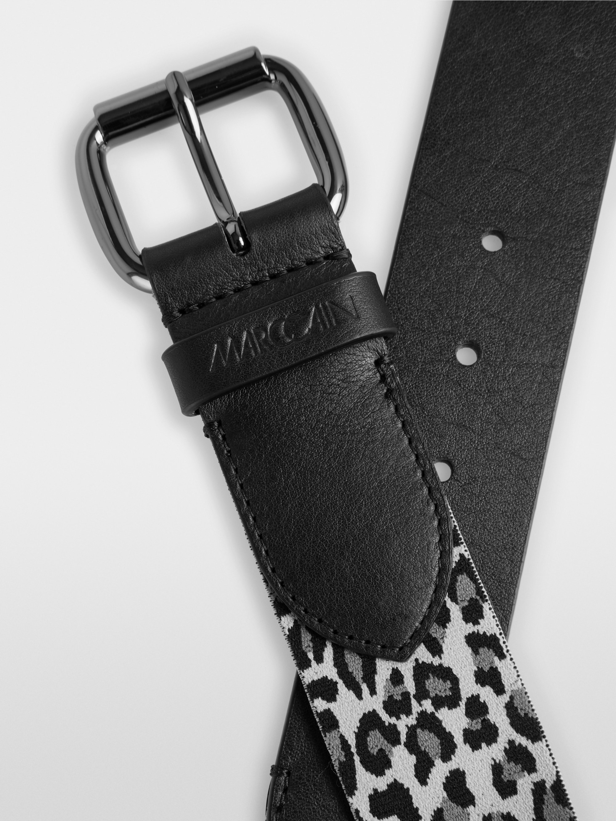 Waist belt with leopard print