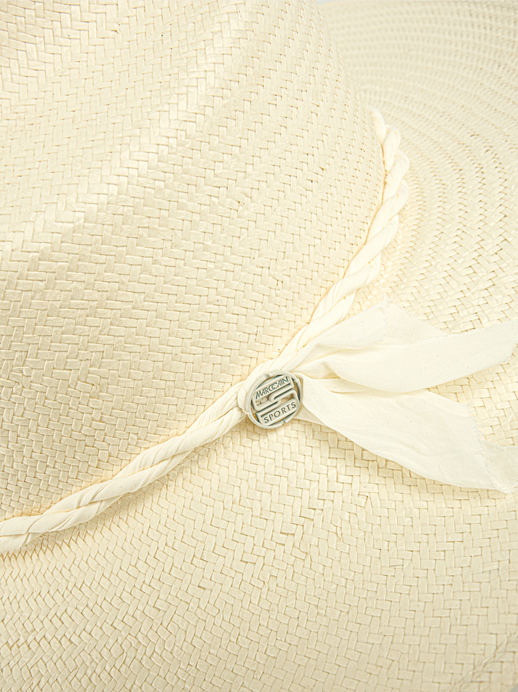 Cowboy sun hat made of paper fibre