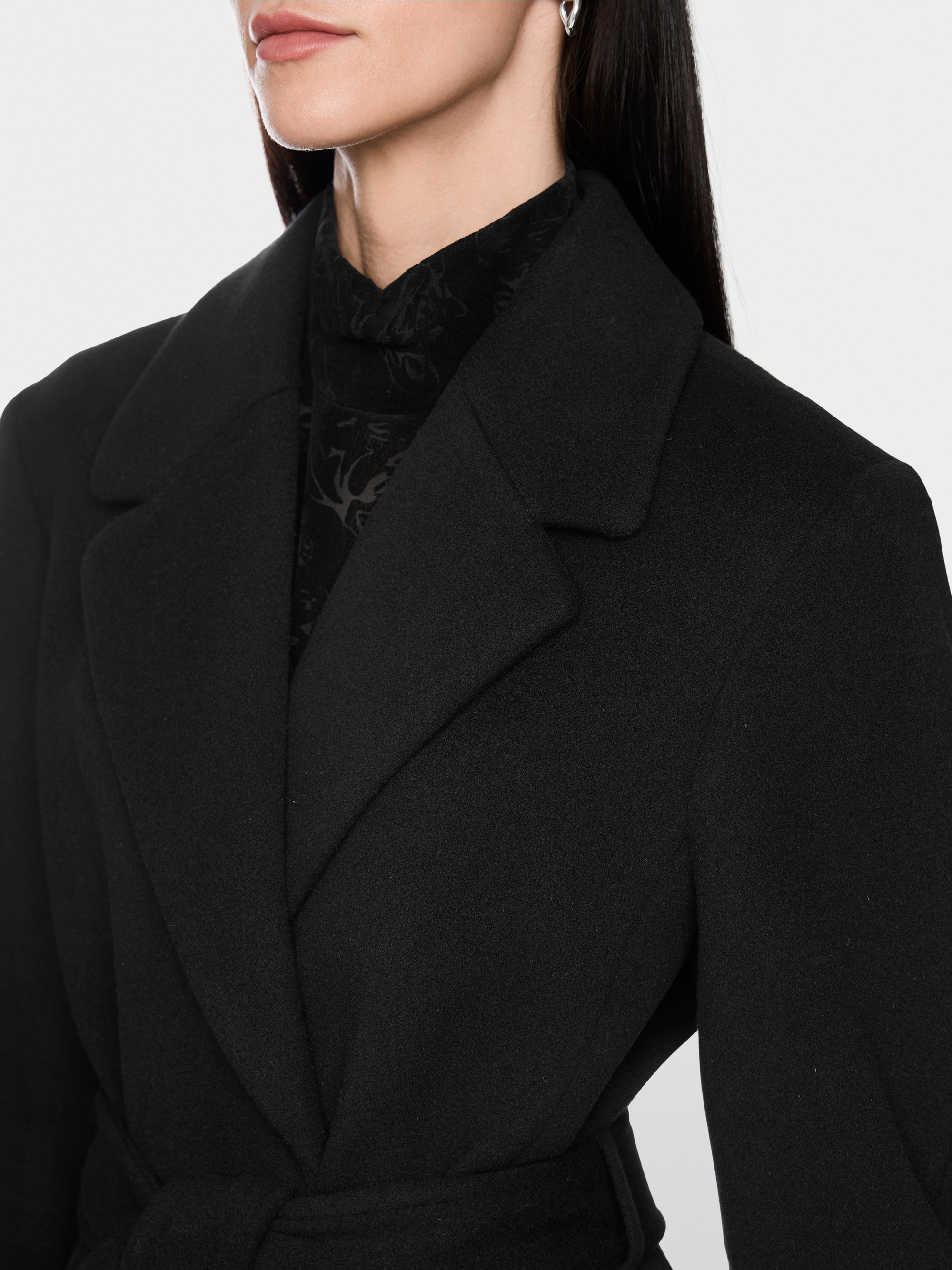 Coat in new wool with cashmere