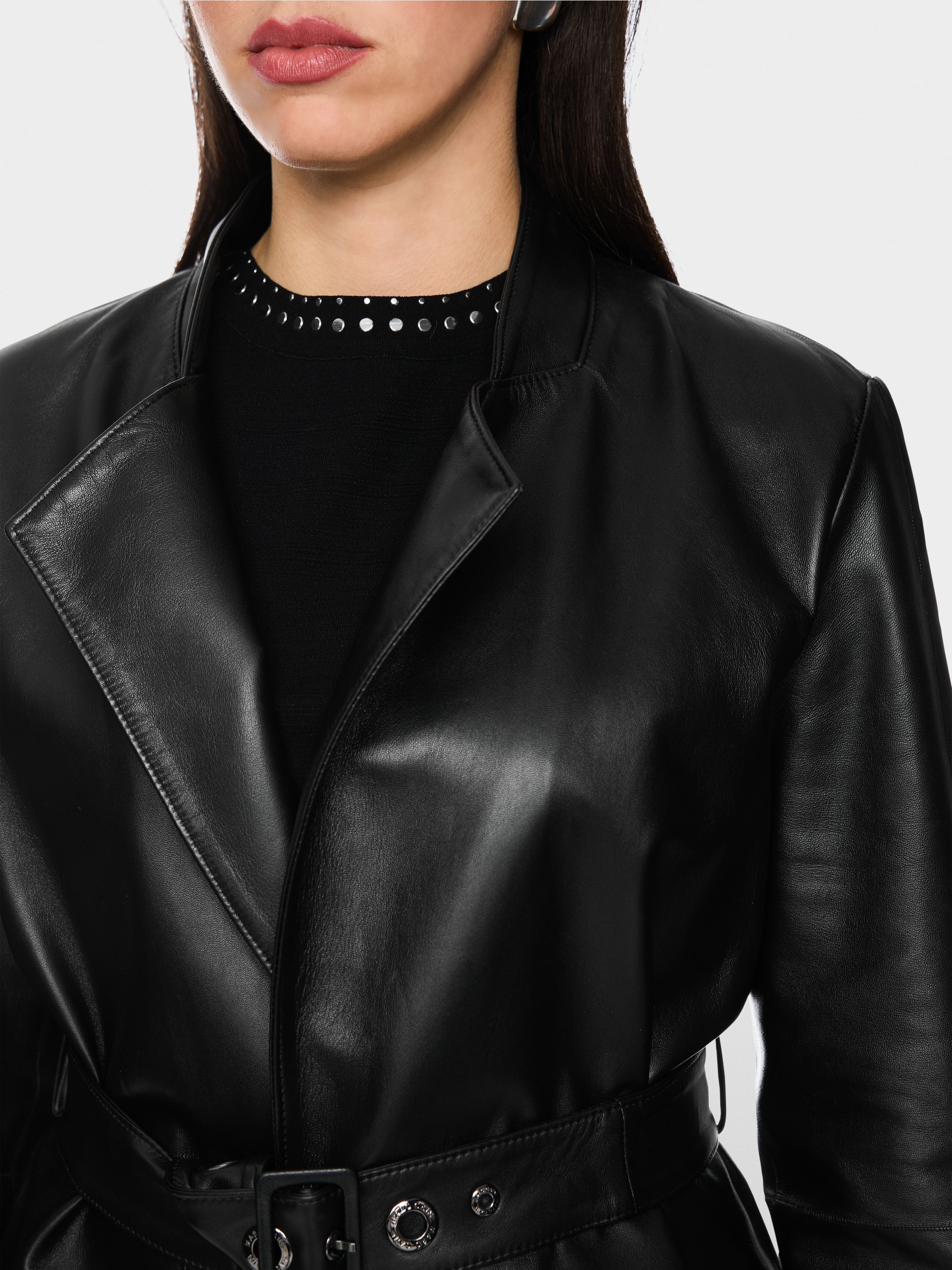 Cropped leather jacket